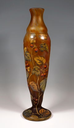 Tall Art Nouveau Cameo Vase with Rose Hip Decor, Daum Nancy, France, 1910/15