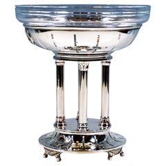 Centro de mesa alto de plata Art Nouveau con cuenco de cristal, F. Schlesinger Viena, 1900