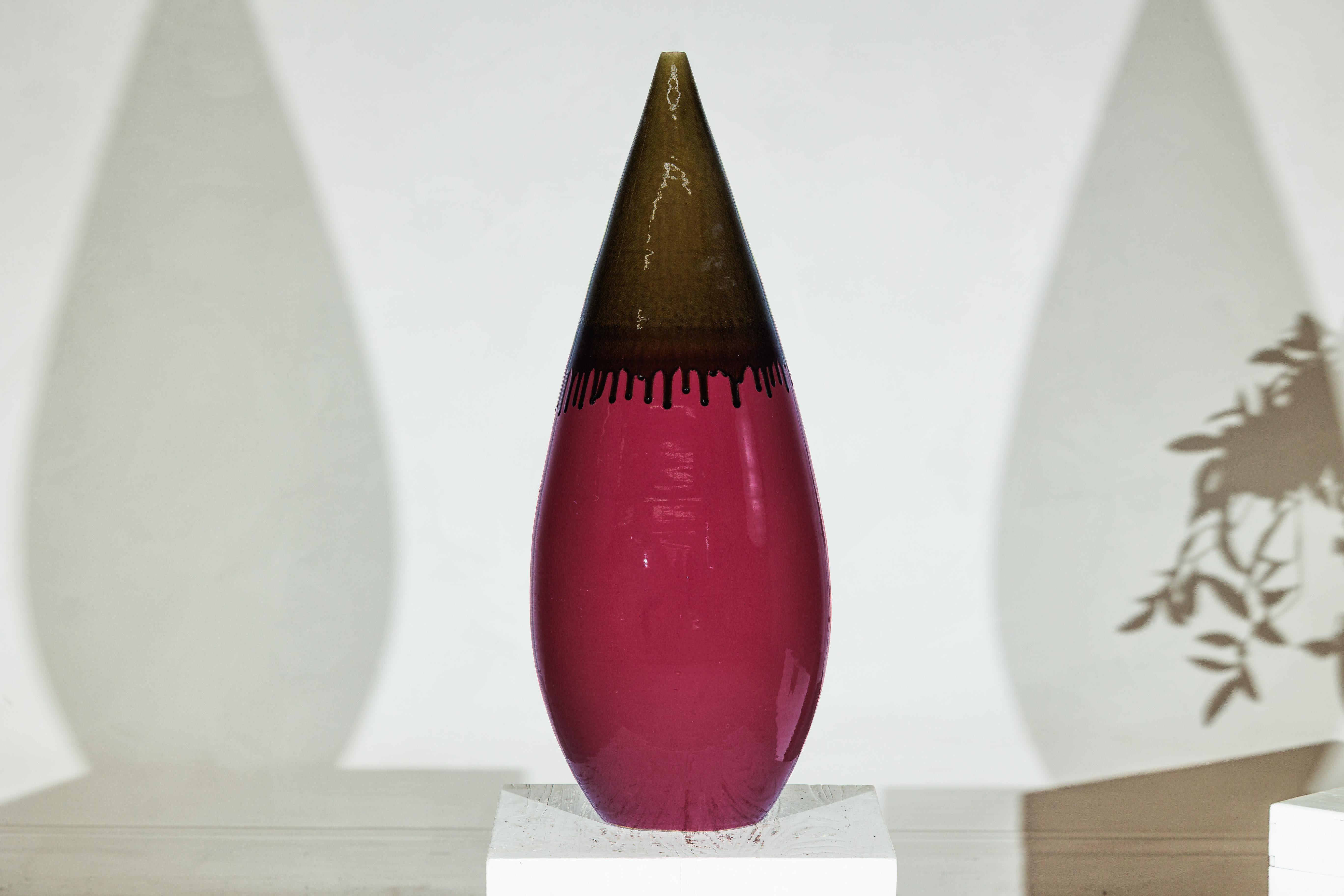 Große Vase aus Keramik in Burgund und brauner Glasur mit Teardrop Silhouette im Angebot 4