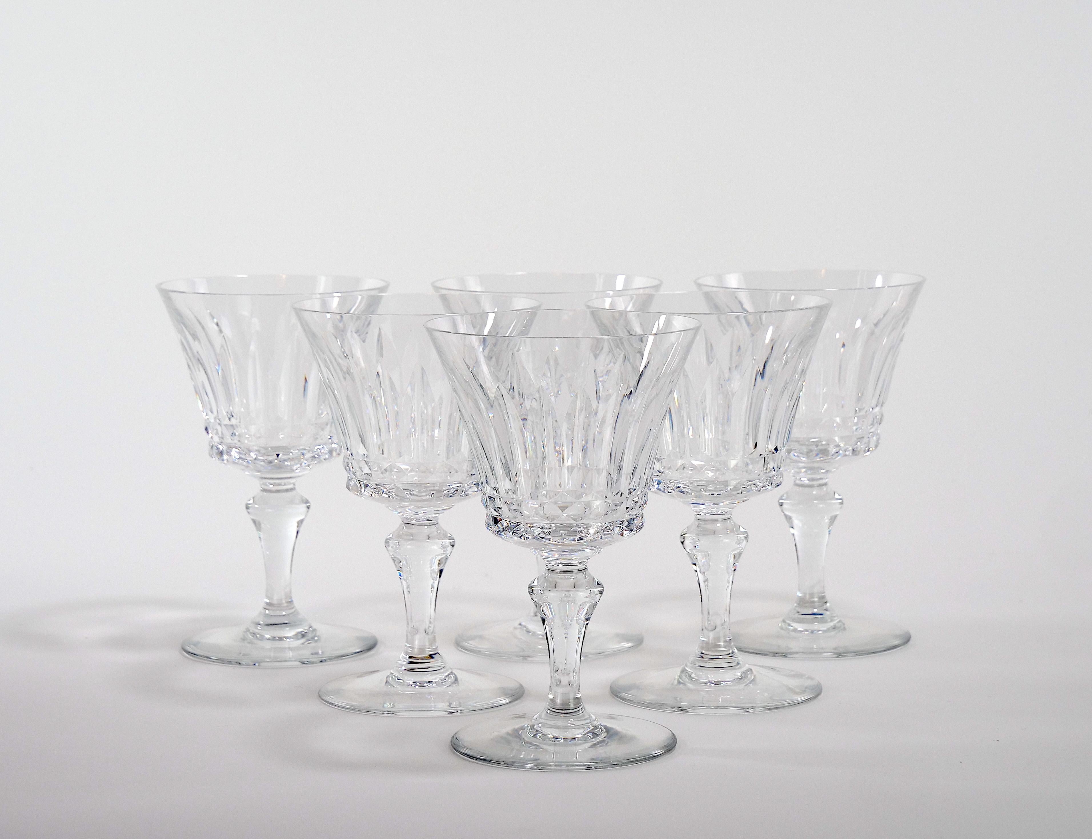 Hand-Crafted Tall Baccarat Crystal Barware / Tableware Service / 12 People For Sale