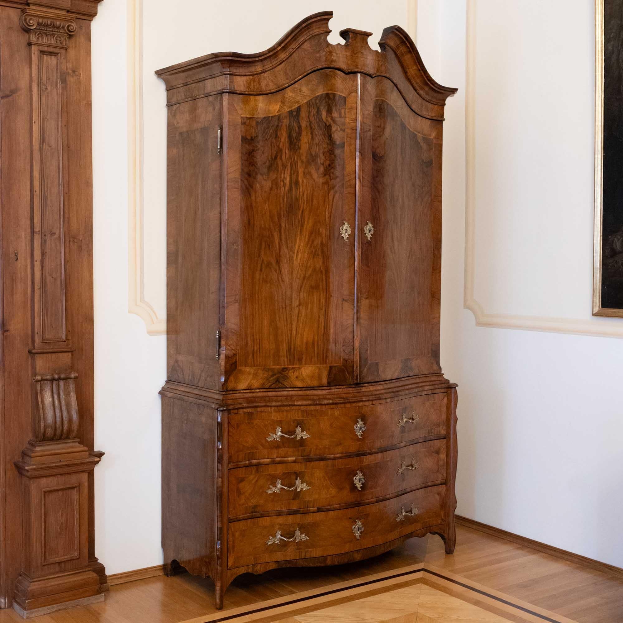 German Tall Baroque Cabinet in Walnut, Berlin, 1750 For Sale