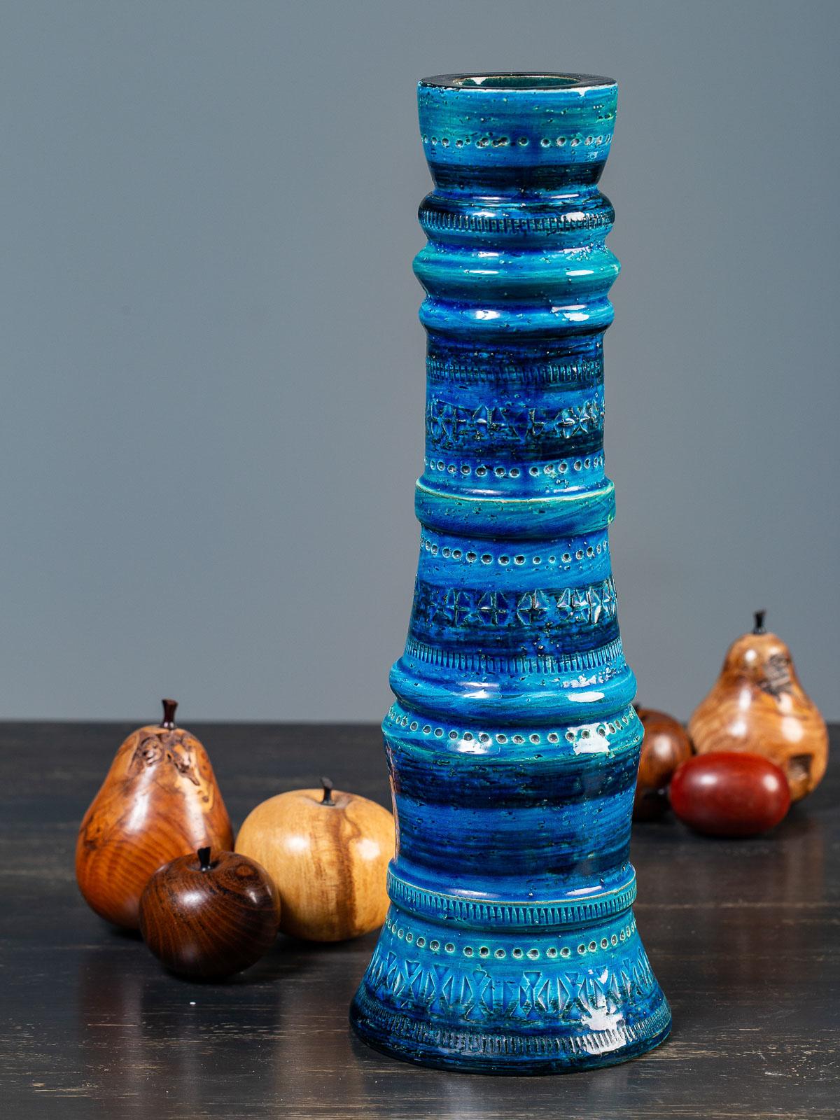 Tall Bitossi Rimini Blue Vintage Italian Ceramic Vase, circa 1960 In Good Condition In Houston, TX