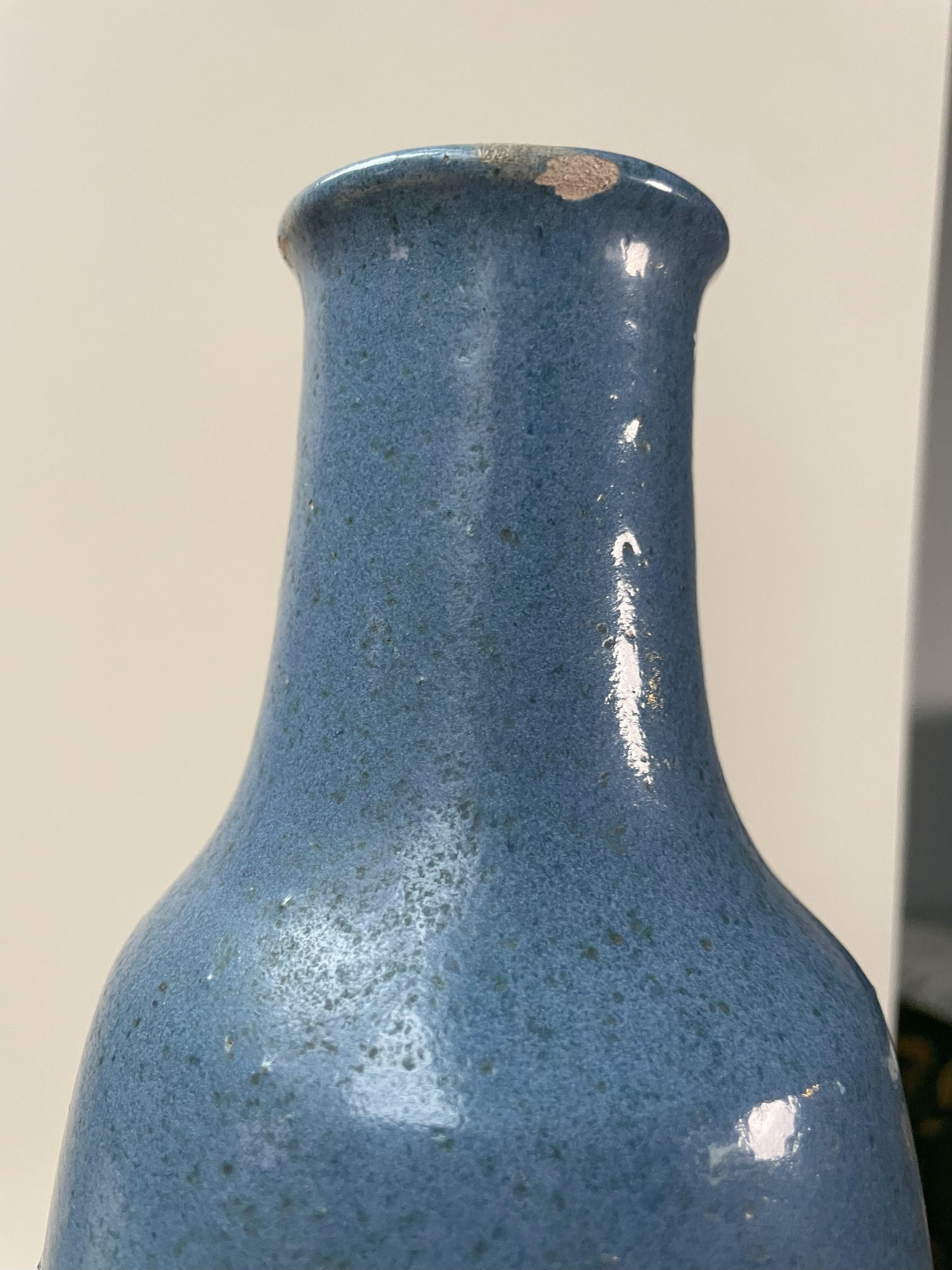 Jarrón alto azul en venta 3