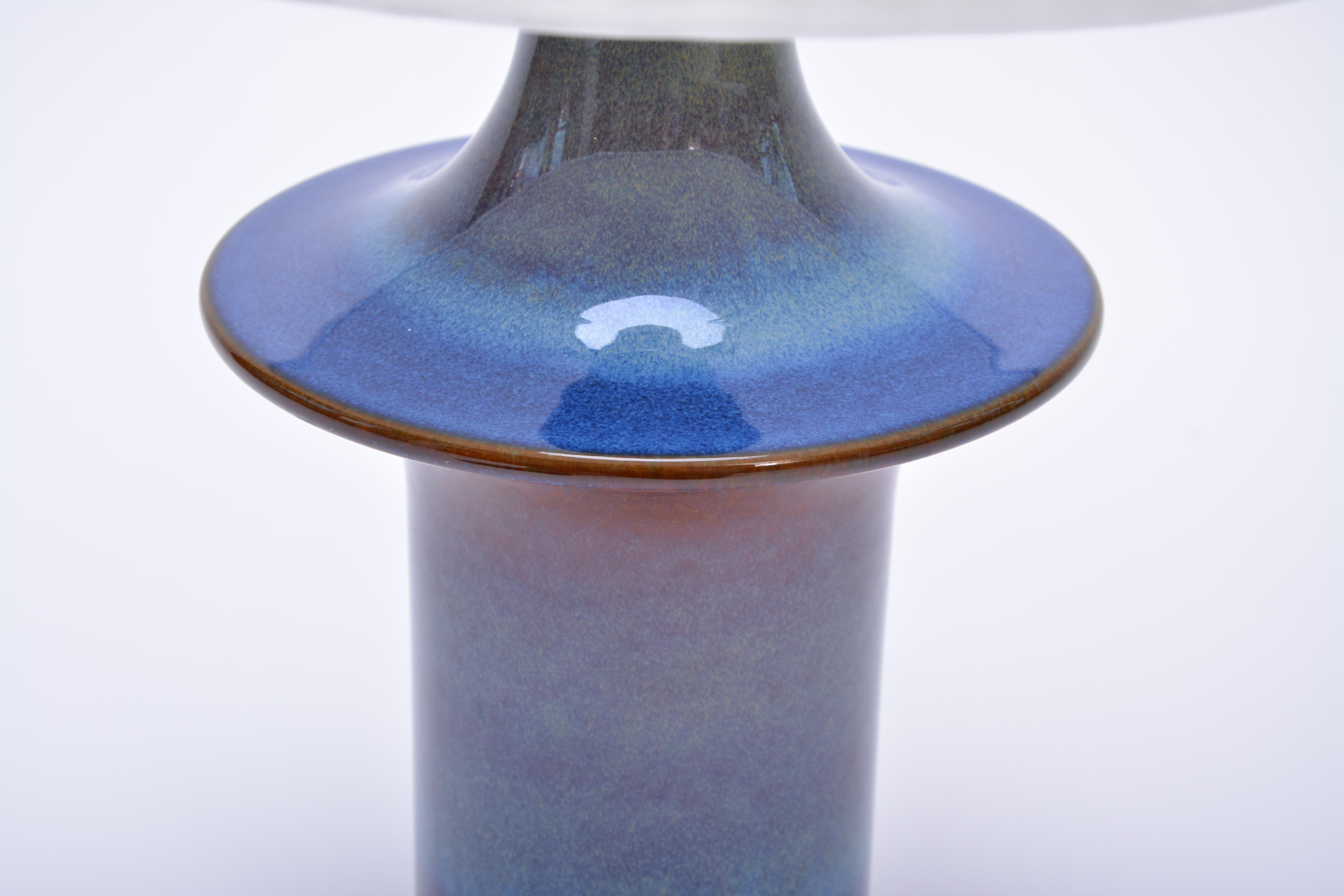 Tall blue Danish Mid-Century Modern Ceramic table lamp by Soholm In Good Condition In Berlin, DE