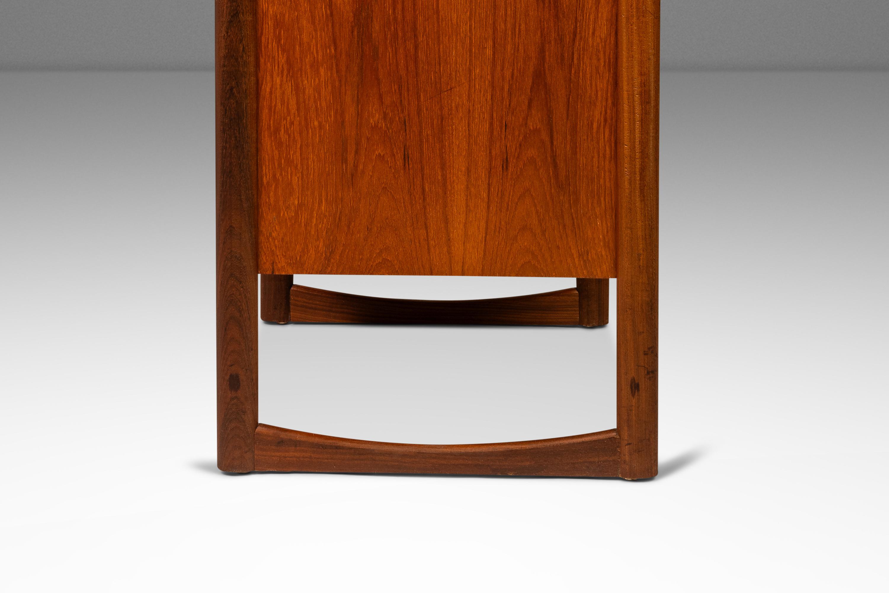 Tall Boy Slim Sled-Based 5-Drawer Dresser by Durable Suites, Denmark, c. 1970's 5