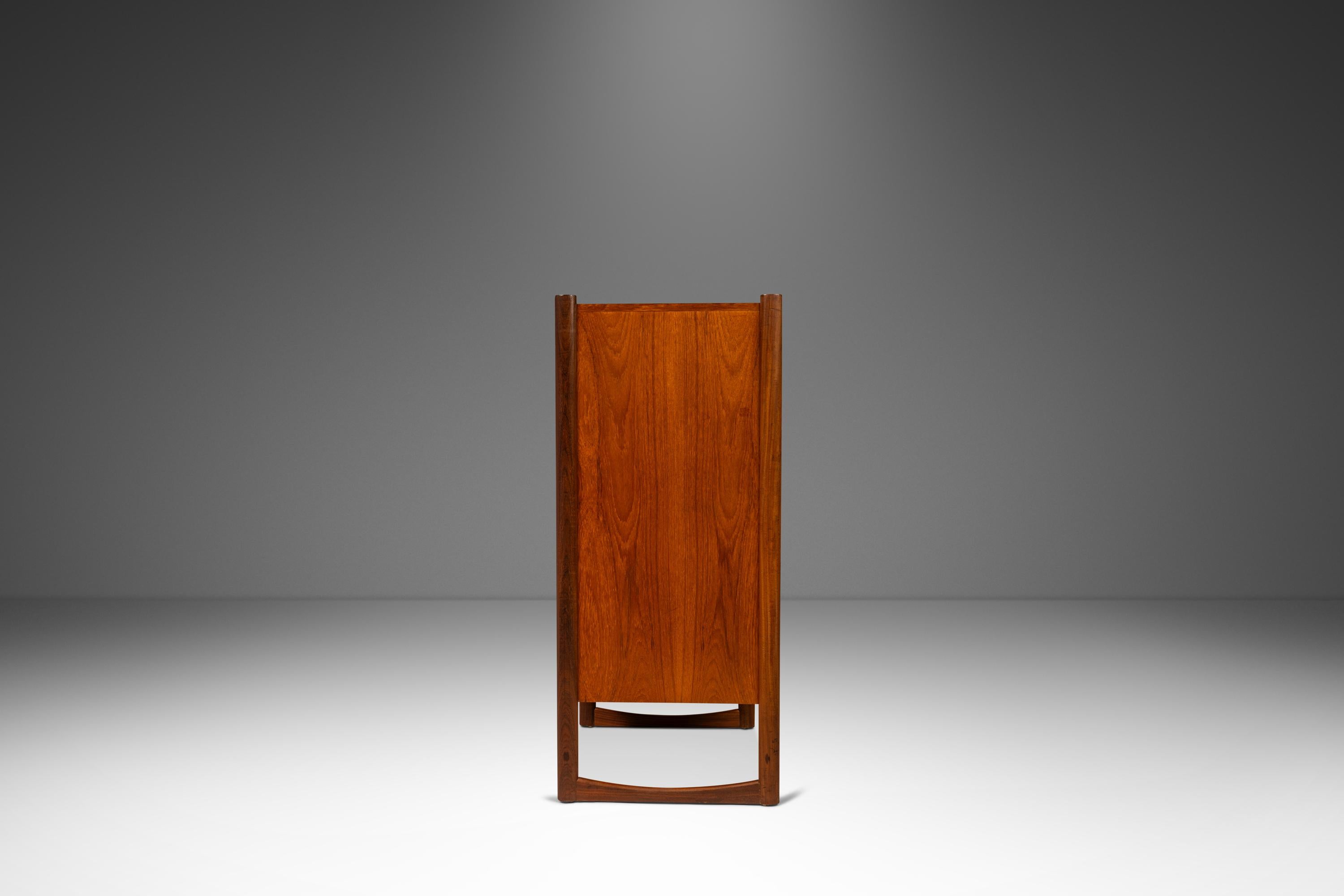 Mid-Century Modern Tall Boy Slim Sled-Based 5-Drawer Dresser by Durable Suites, Denmark, c. 1970's