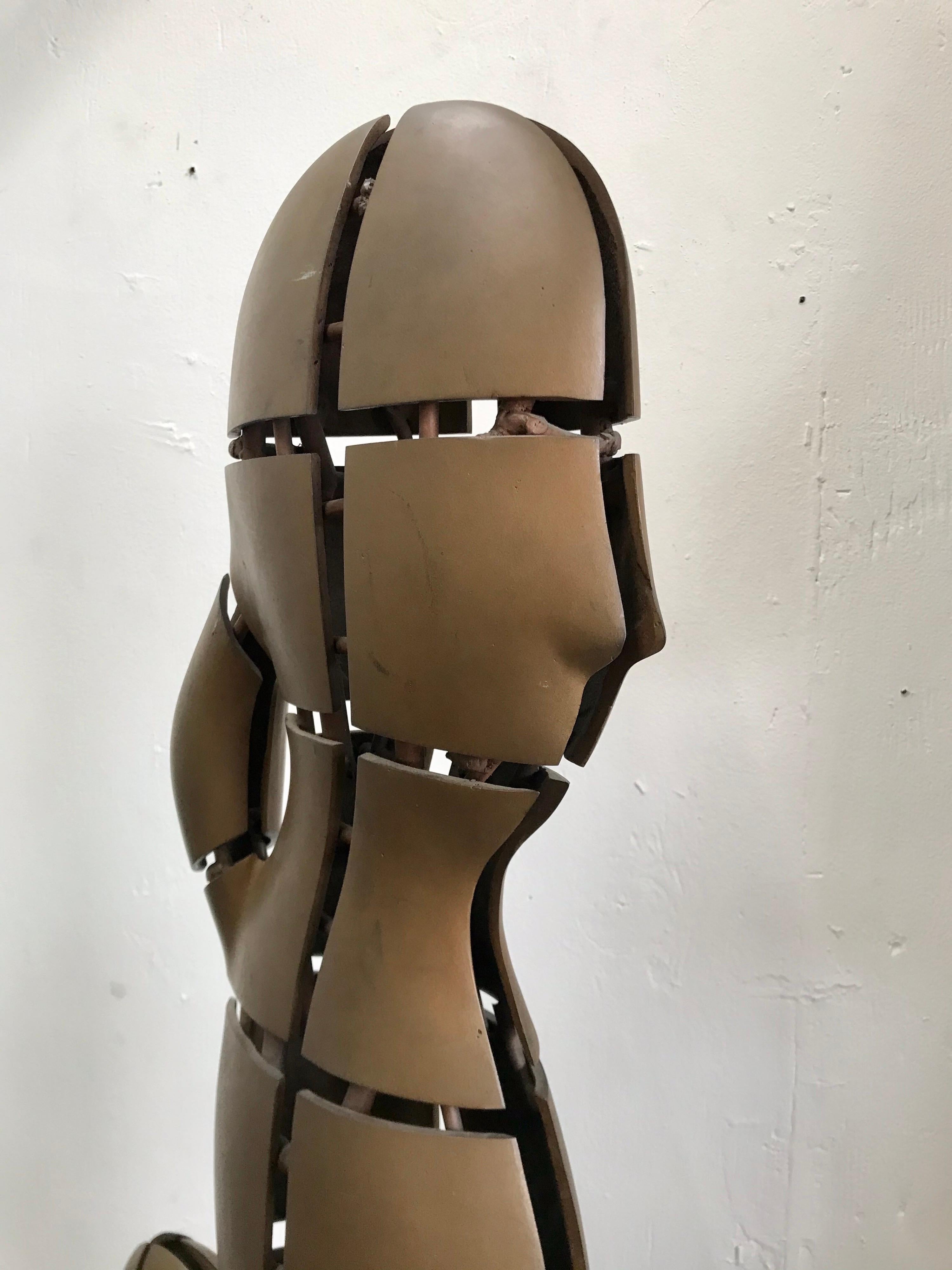 Tall Bronze Sculpture by Bin  In Good Condition For Sale In Los Angeles, CA