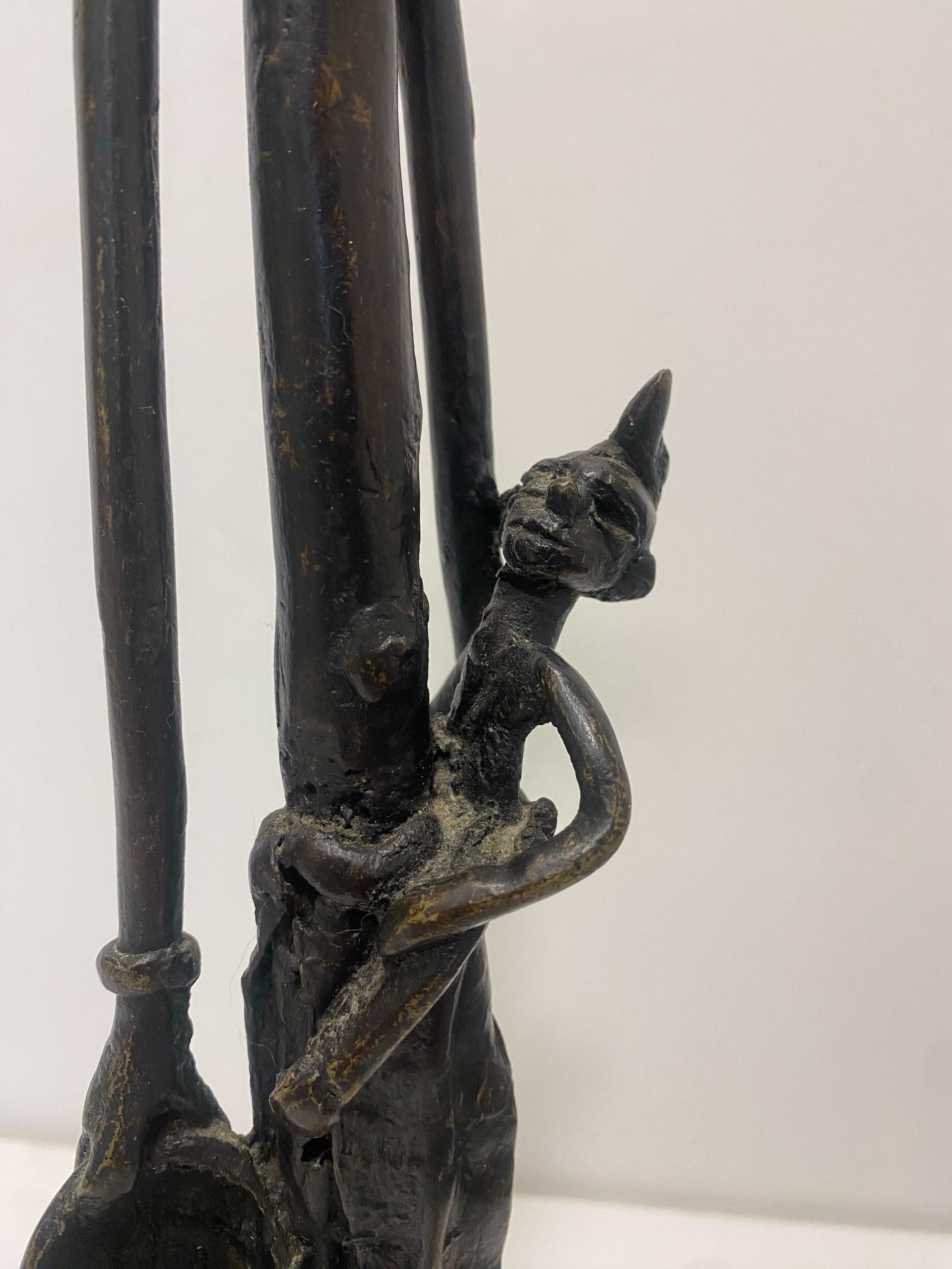 Sculture Masai alte in bronzo 1960s Vintage Kenya Madre Bambino Stile Giacometti in vendita 9