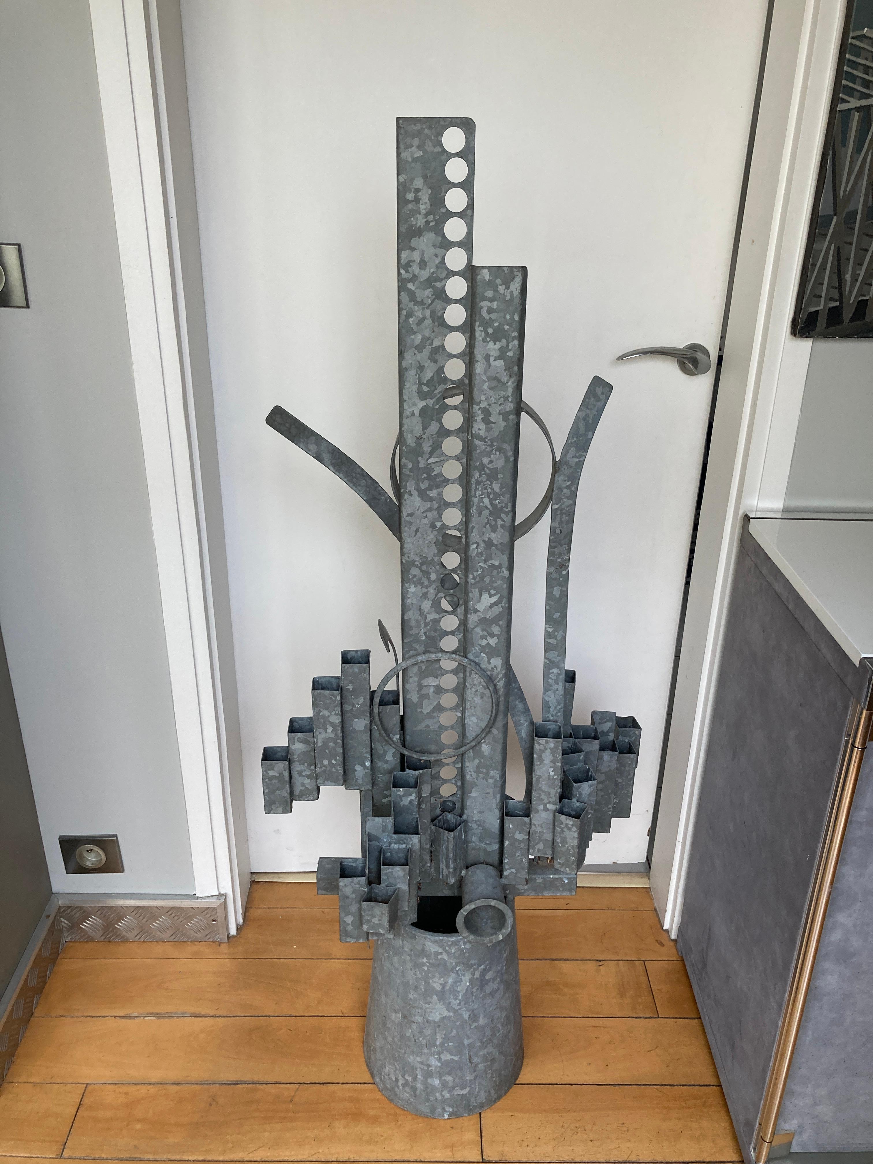 Tall brutalist metal sculpture For Sale 2