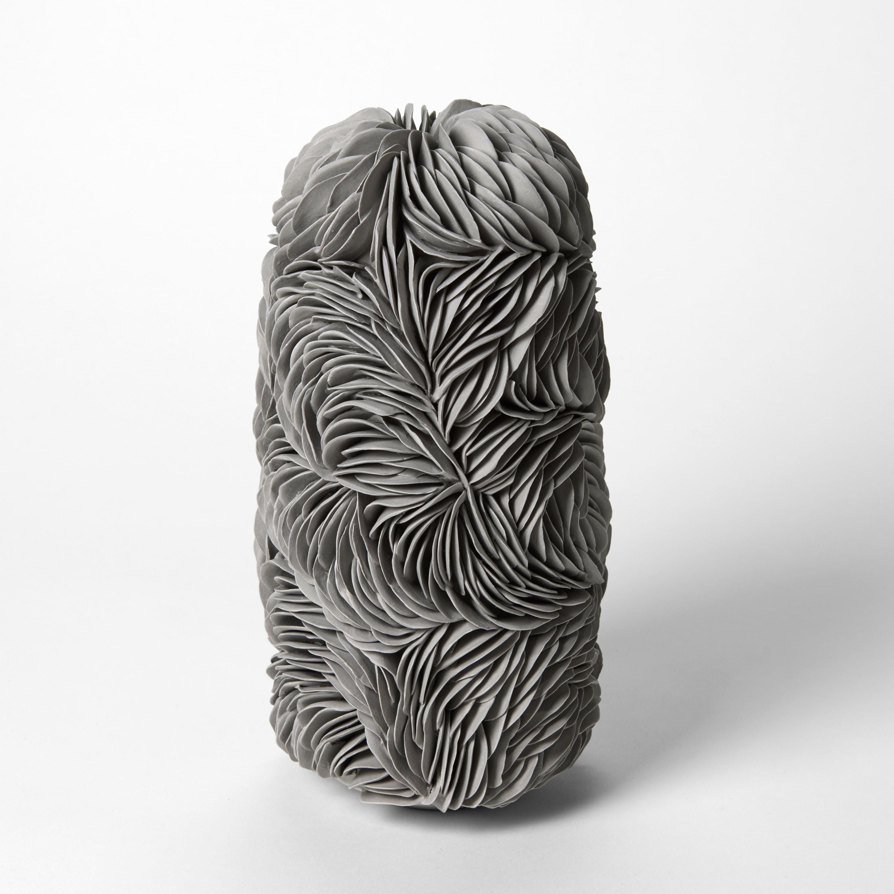 Organico moderno Tall Budding Vessel in Grey, a textured porcelain sculpture by Olivia Walker in vendita