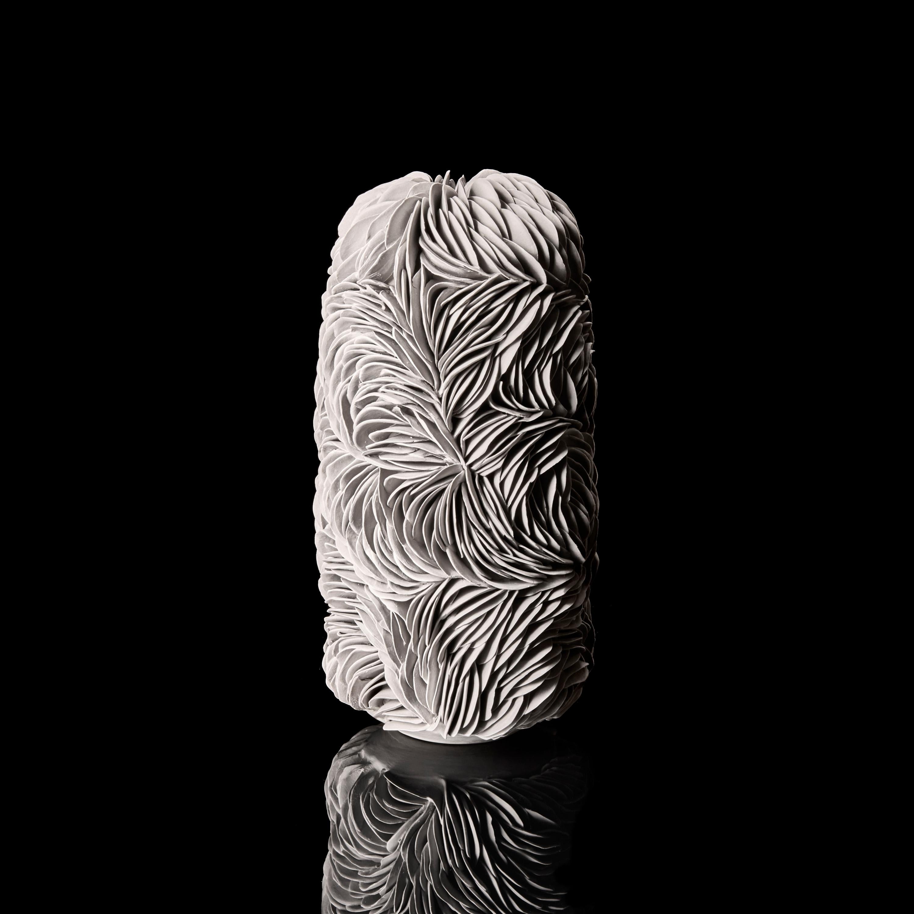 Tall Budding Vessel in Grey, a textured porcelain sculpture by Olivia Walker In condizioni Nuovo in vendita a London, GB