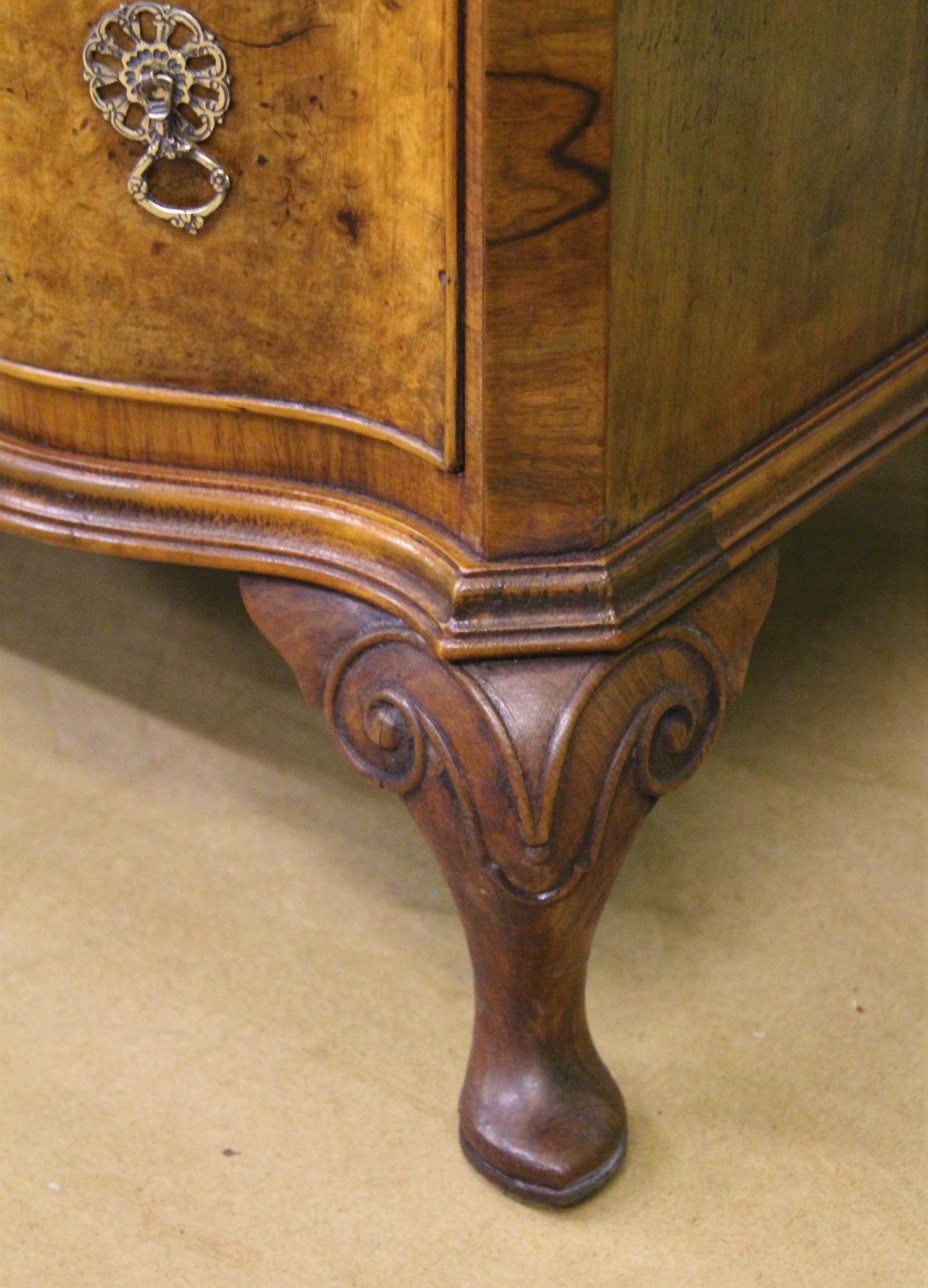 Tall Burr Walnut Serpentine Fronted Chest of Drawers In Good Condition In Poling, West Sussex
