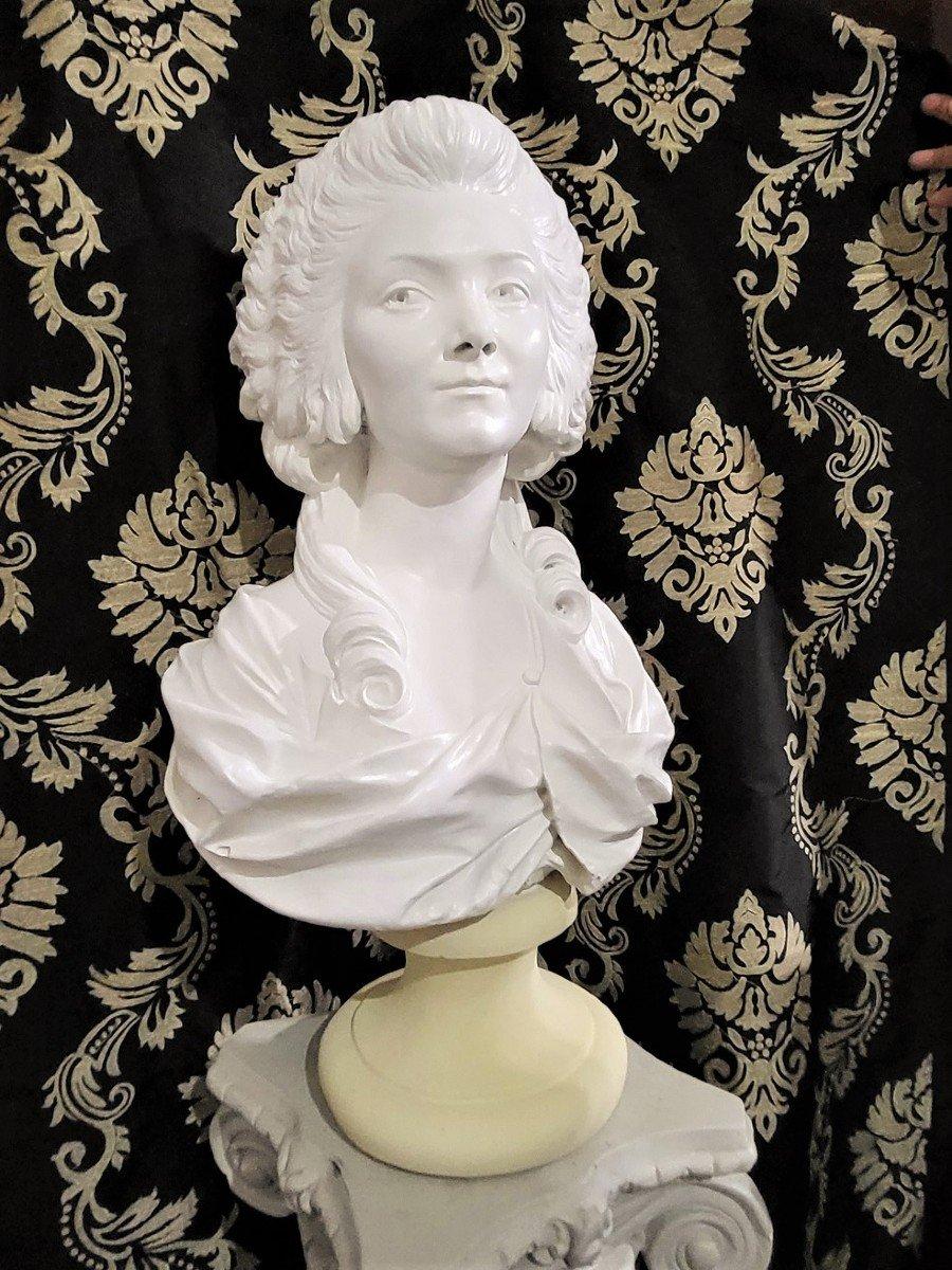Napoleon III Tall Bust of a Noble French Lady, France 19th Century For Sale