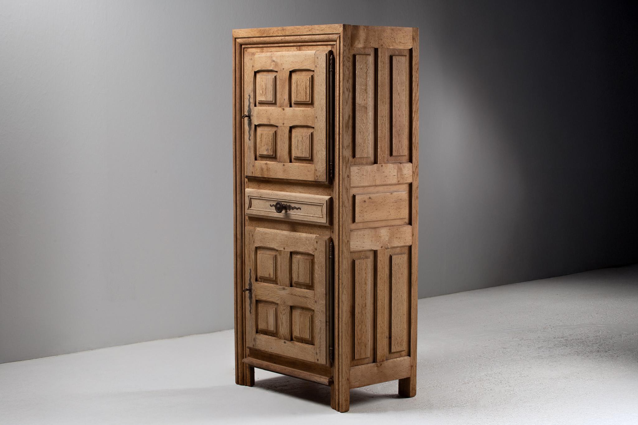 Tall Cabinet in Carved Oak, France, 19th Century For Sale 2