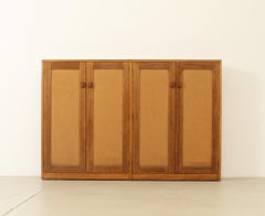 Armario alto en madera de roble de Jordi Vilanova, España, años 60