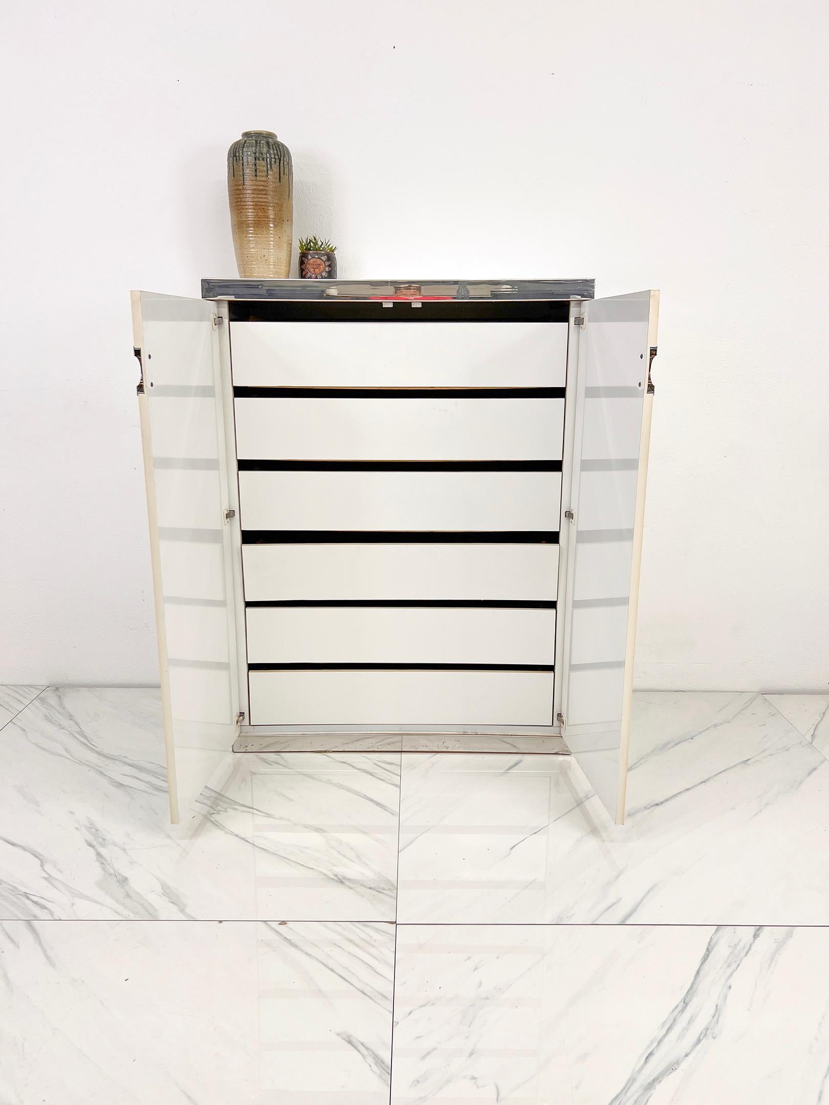 Hollywood Regency Armadio alto, guardaroba, cassettiera, Pierre Cardin, anni '70 in vendita