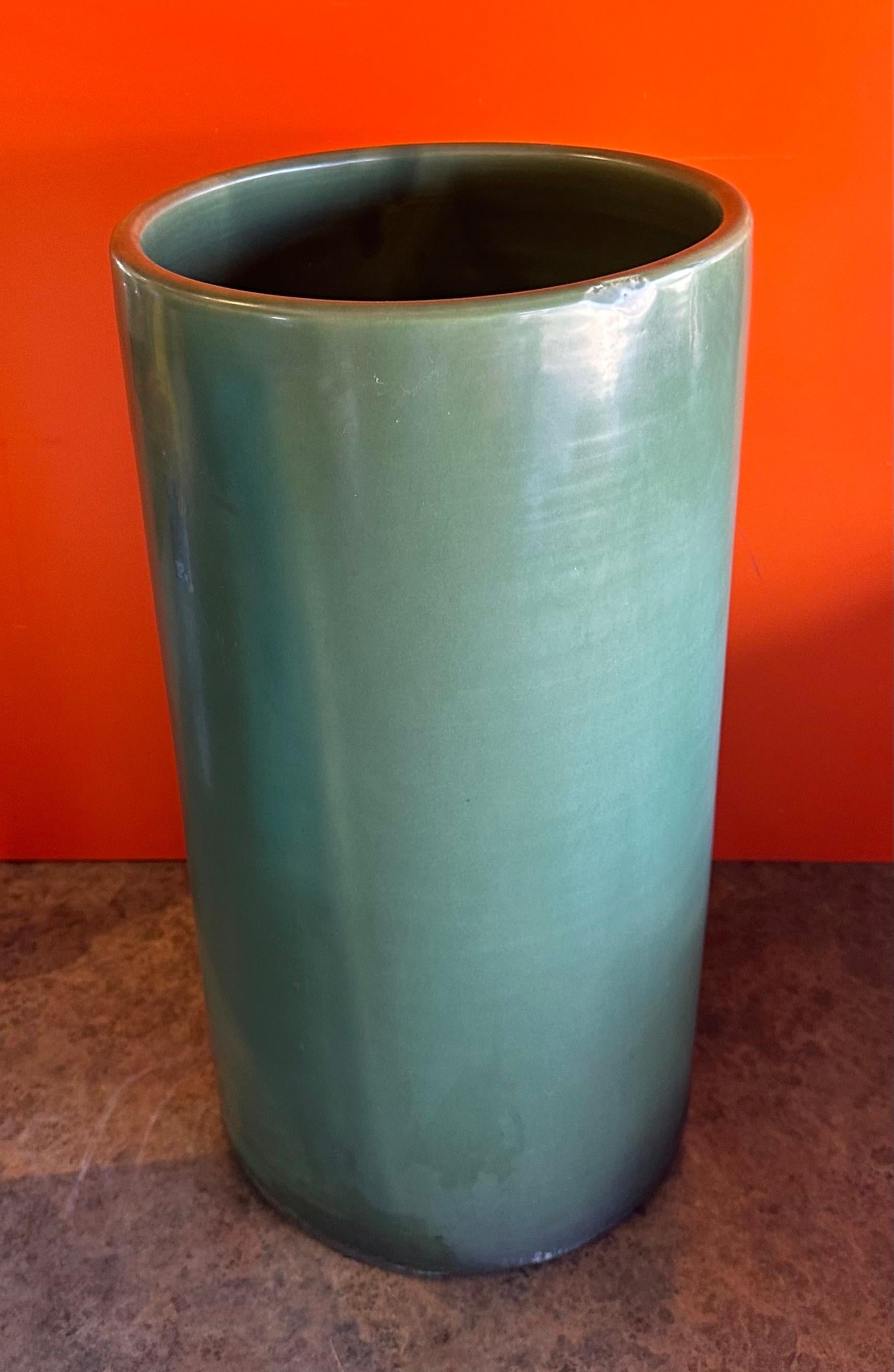 Mid-Century Modern Tall California Design MCM Ceramic Planter in the Style of Gainey For Sale