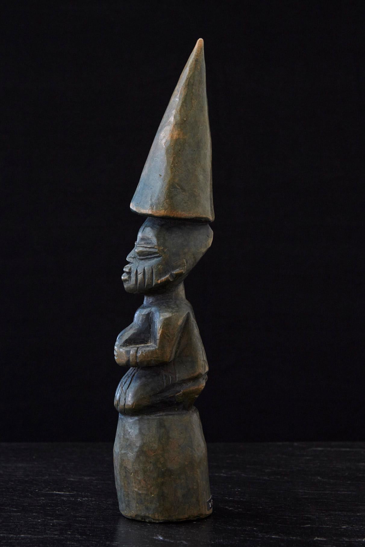 Tribal Grand tapeur d'oracle ou de divination en bois sculpté 