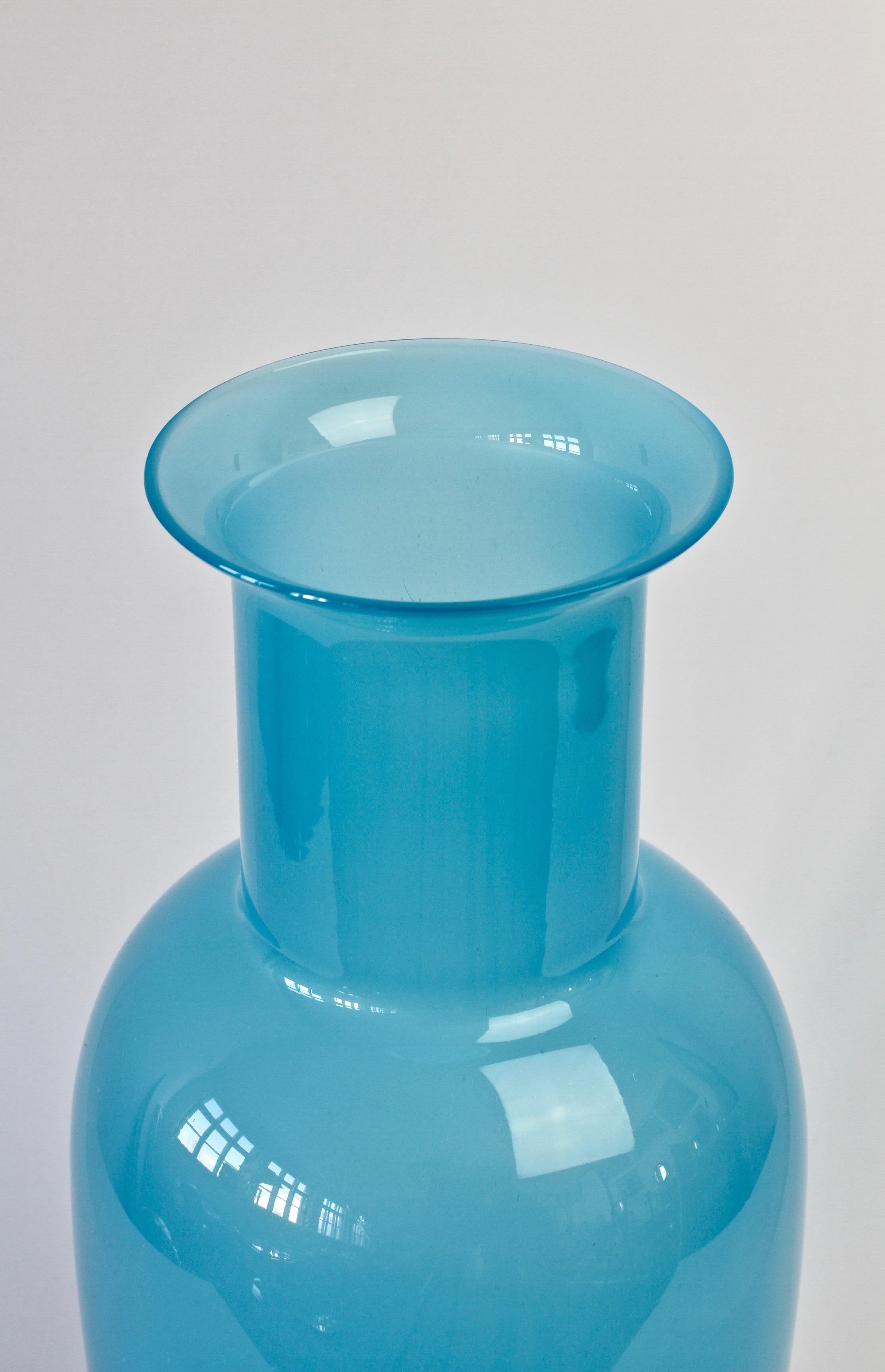 Tall Cenedese Vintage Midcentury Blue Italian Murano Glass Centrepiece Vase 7