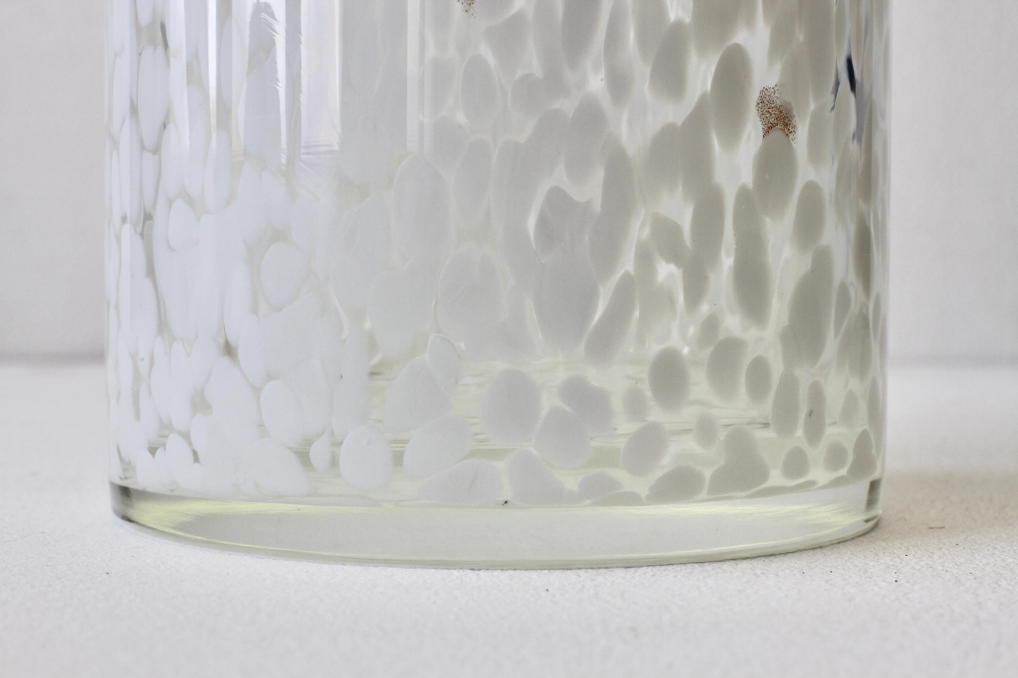 Blown Glass Tall Cenedese Vintage Mid-Century Italian White Speckled Murano Glass Vase For Sale