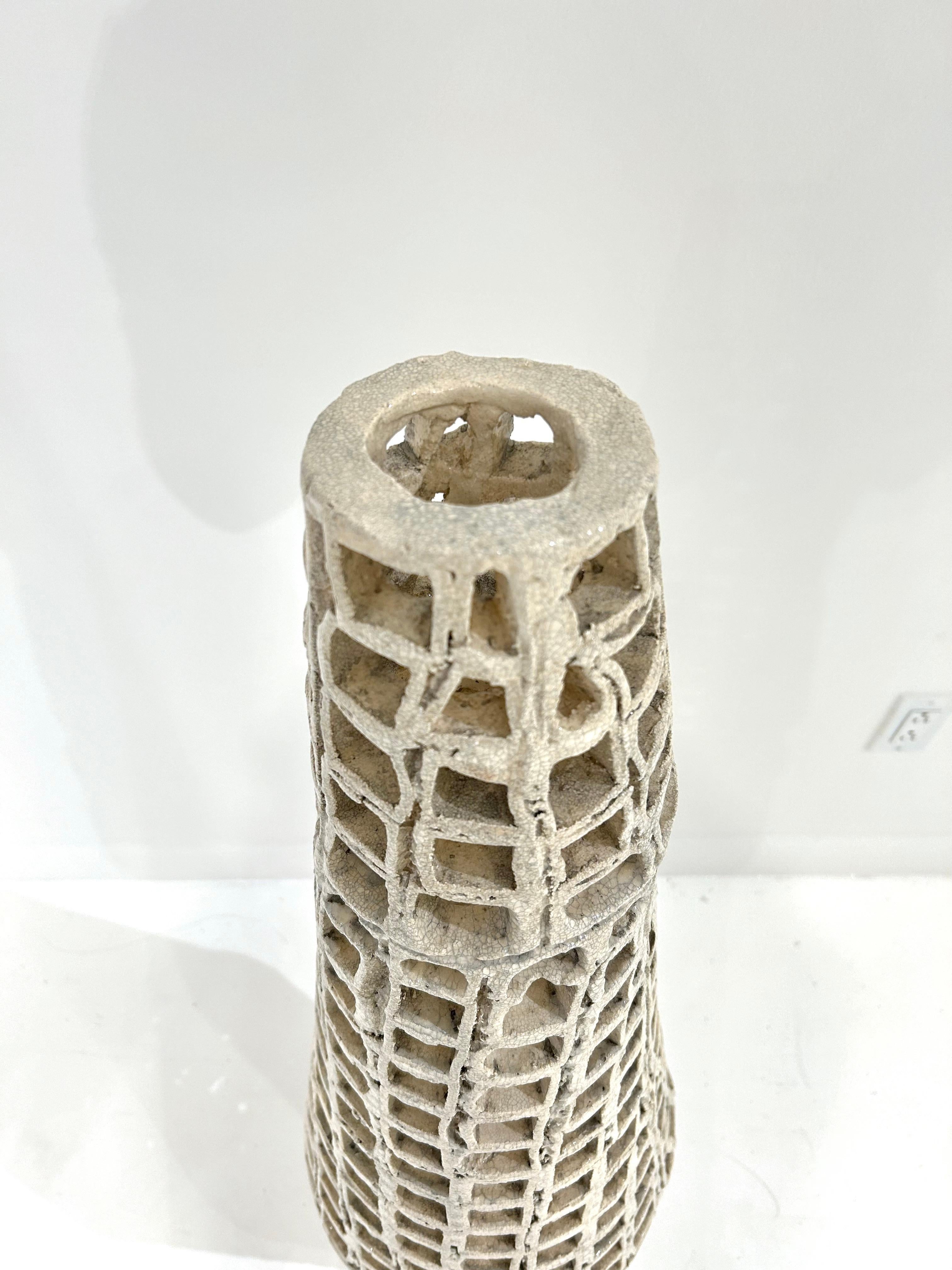 Tall Ceramic Sculpture by Matteo Naggi (Italienisch) im Angebot