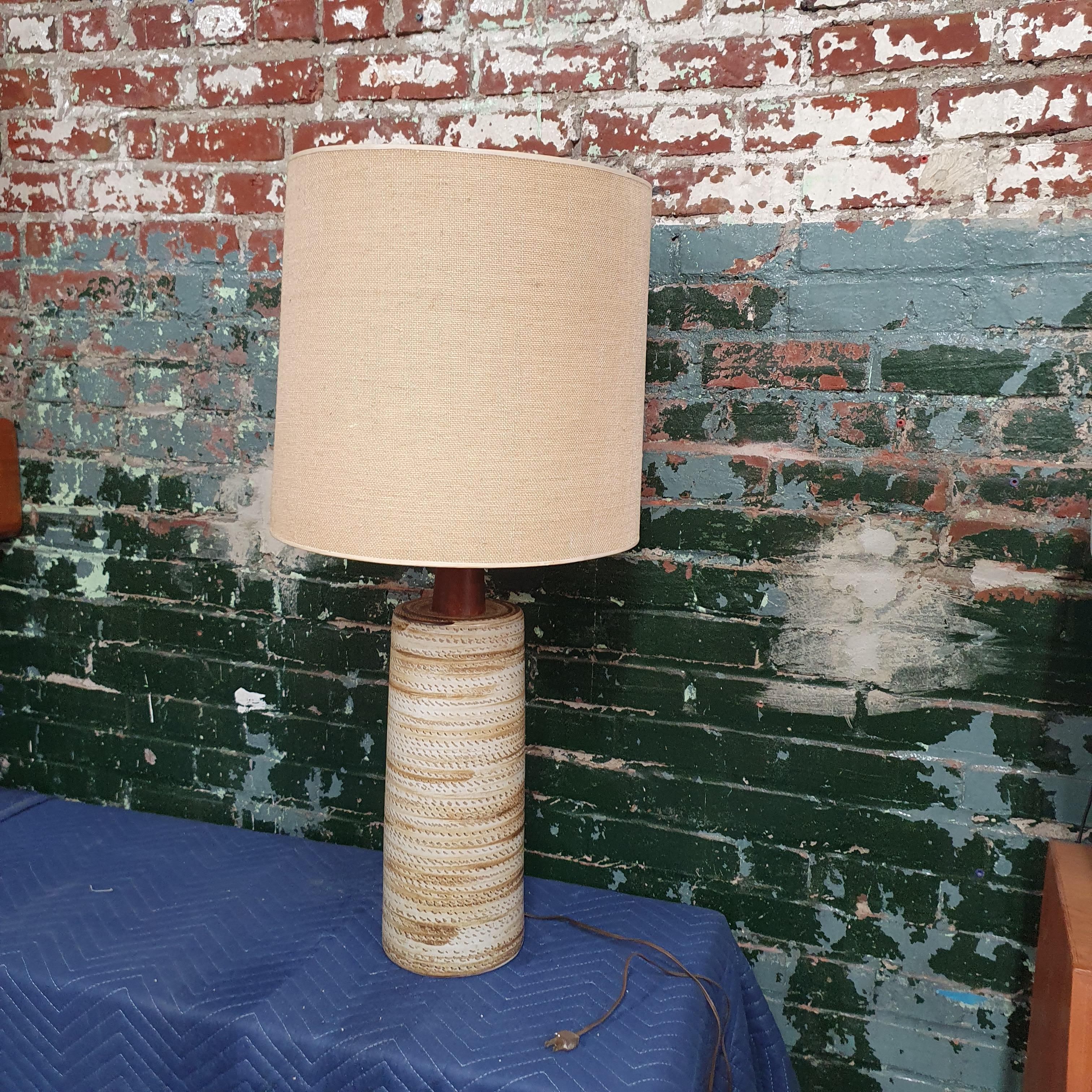 Tall Ceramic Table Lamp by Jane and Gordon Martz of Marshall Studios For Sale 4