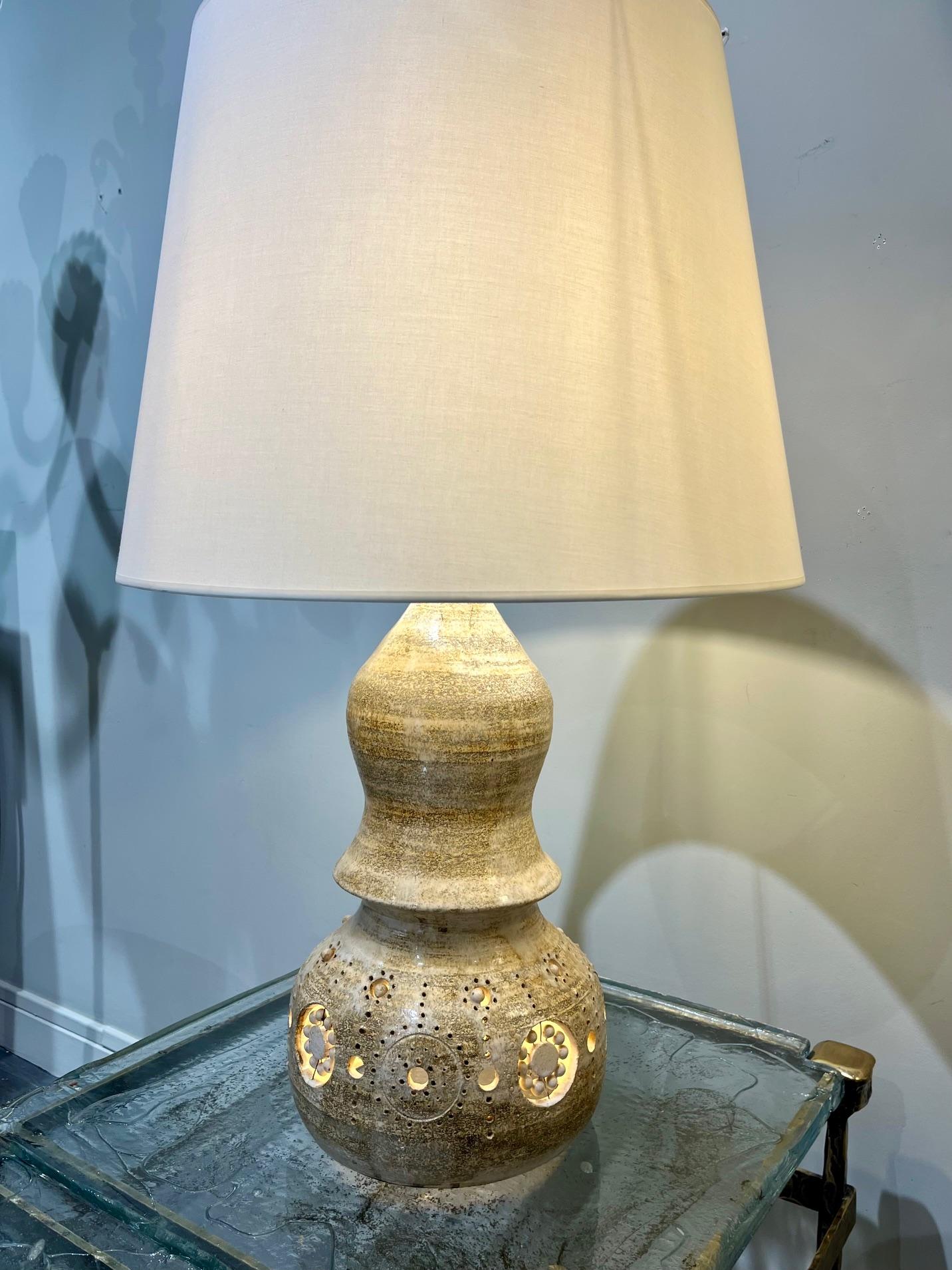Mid-Century Modern Grande lampe de table en céramique, Georges Pelletier, 1970 en vente