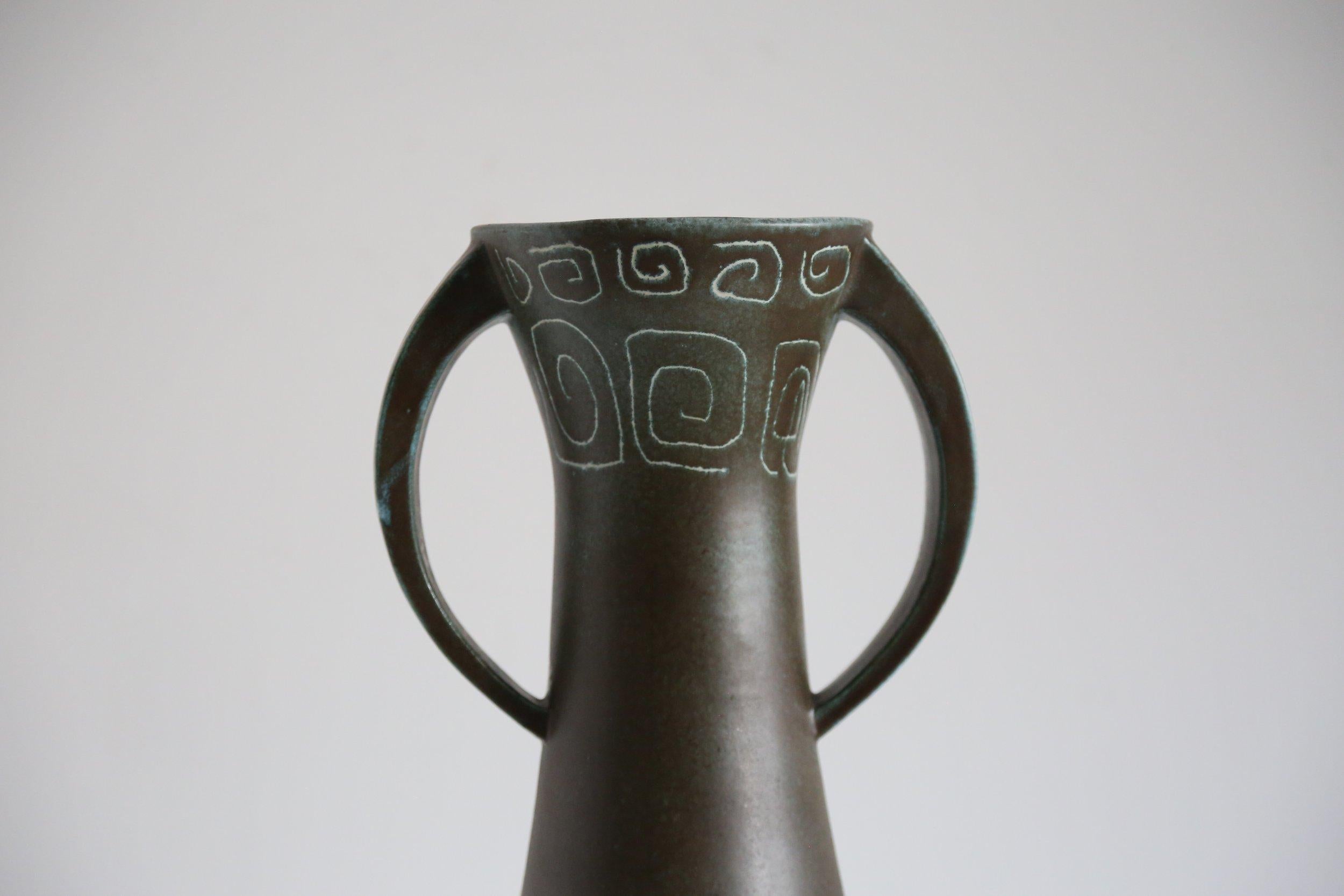 Tall Ceramic Vase In Good Condition For Sale In London, England