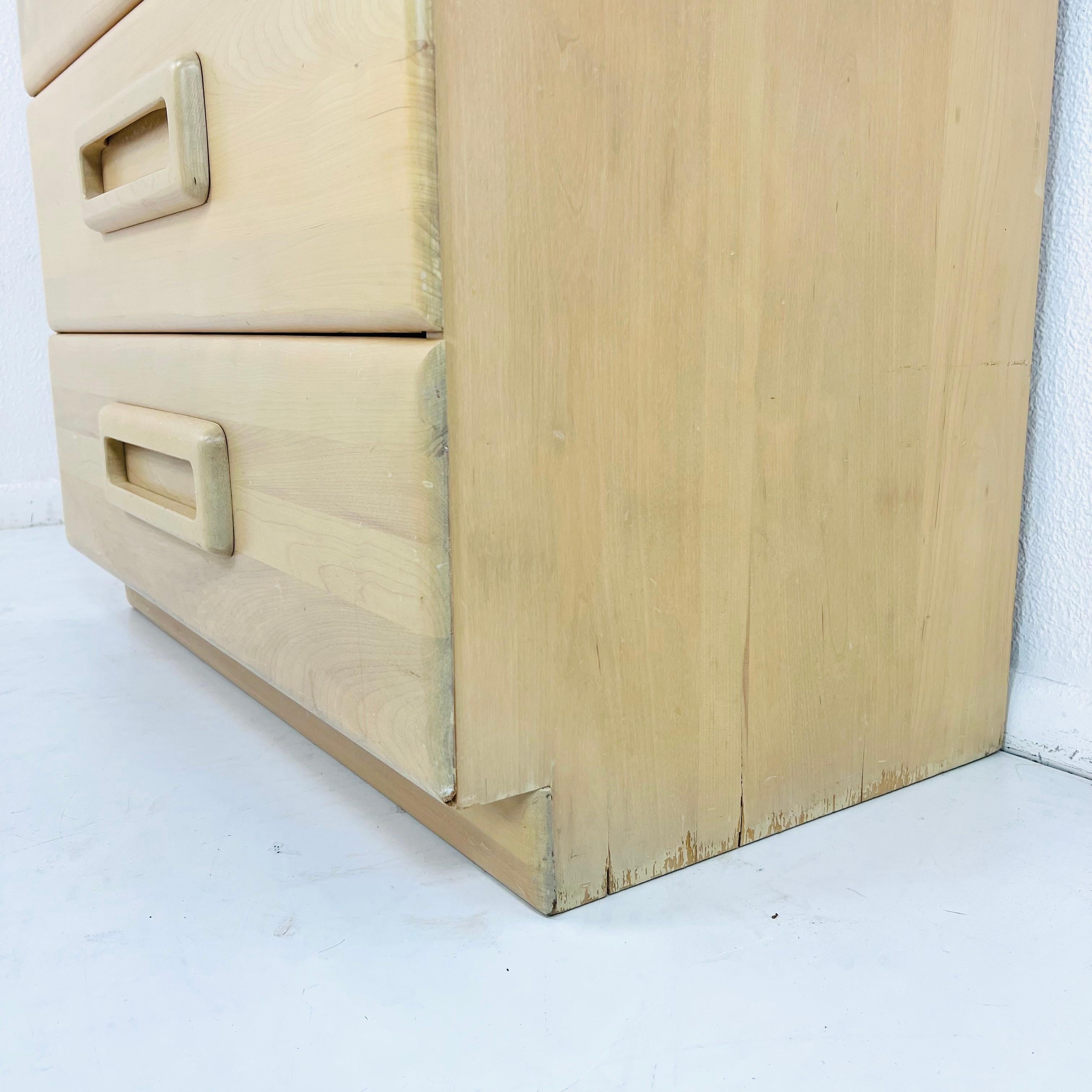 Grande commode/meuble à tiroirs de Russel Wright pour Conant Ball en vente 7
