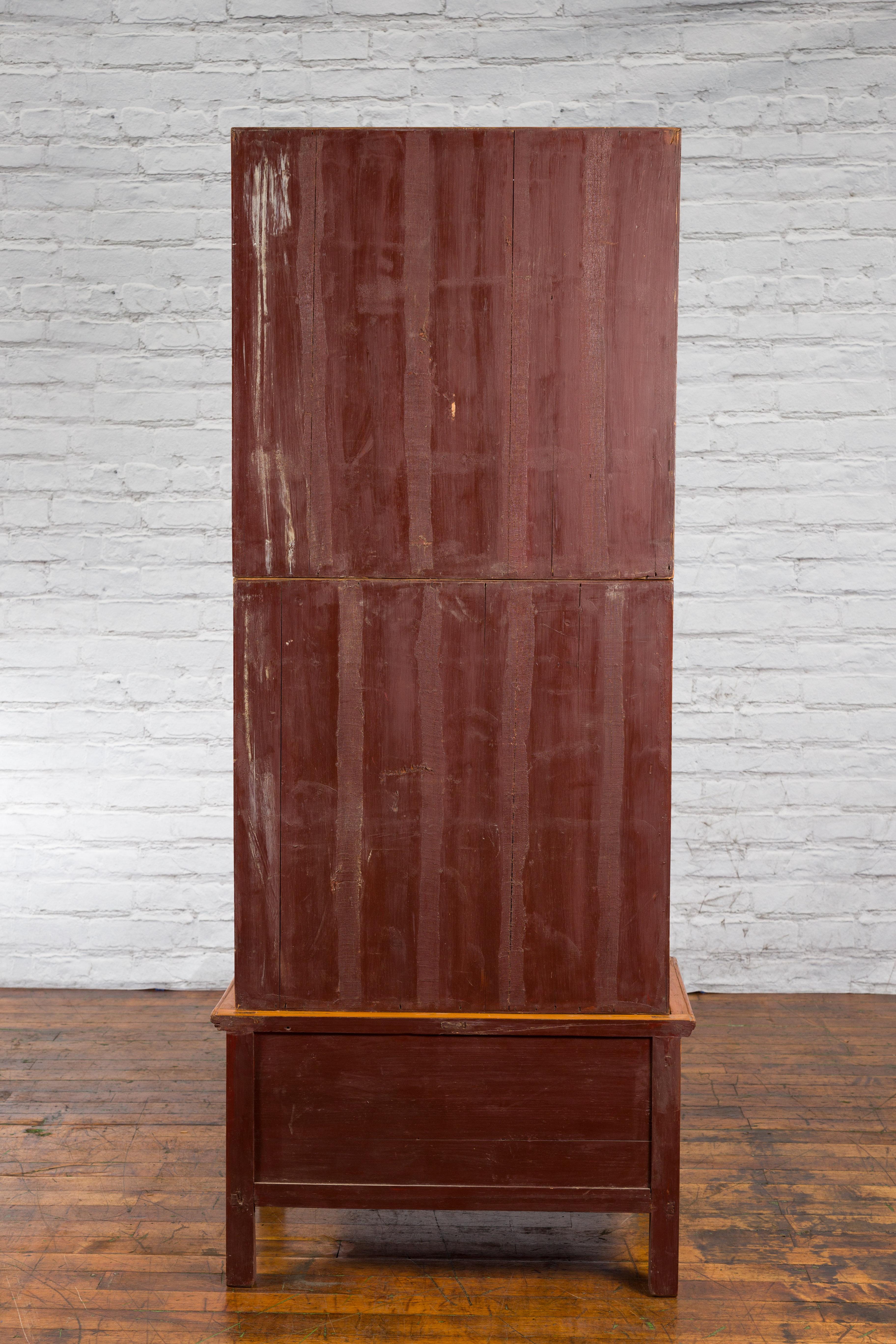 Tall Chinese 19th Century Qing Dynasty Wooden Cabinet with Chinoiserie Panels For Sale 12