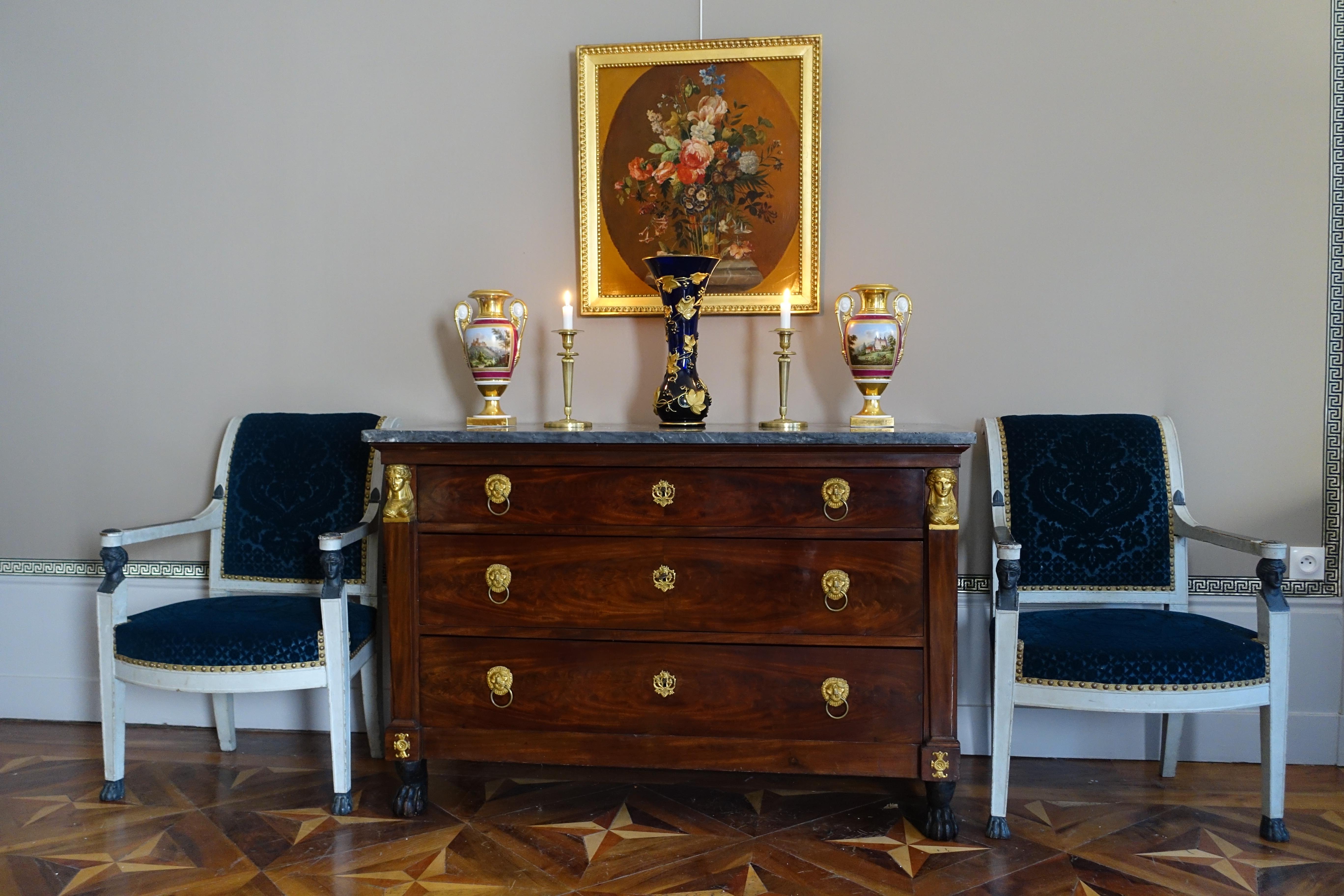 Vaso alto in cristallo Baccarat blu cobalto, motivo edera dorata, XIX secolo in vendita 9