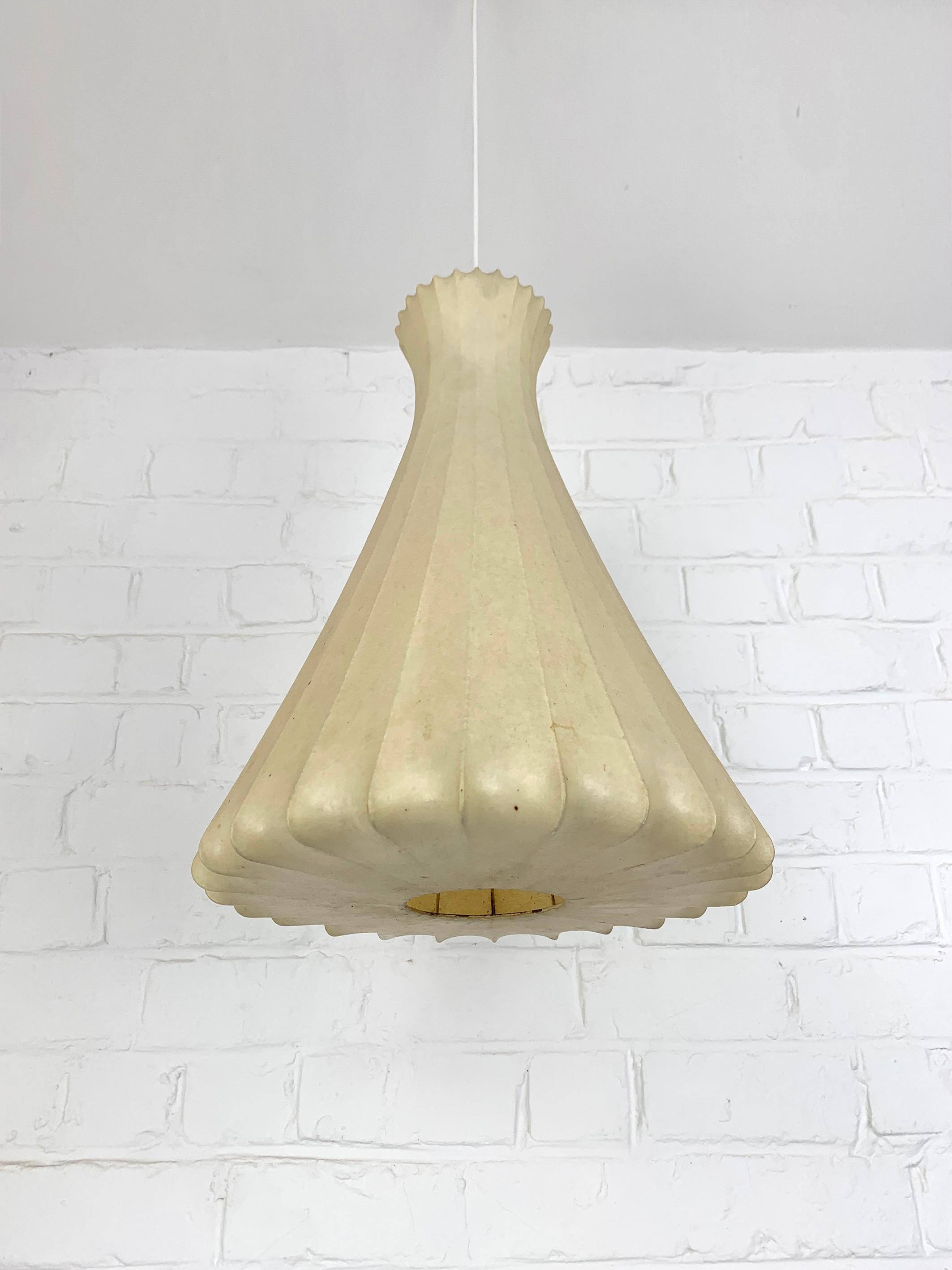 Tall Cocoon Pendant light, Friedel Wauer for Goldkant Leuchten, 1960s For Sale 5
