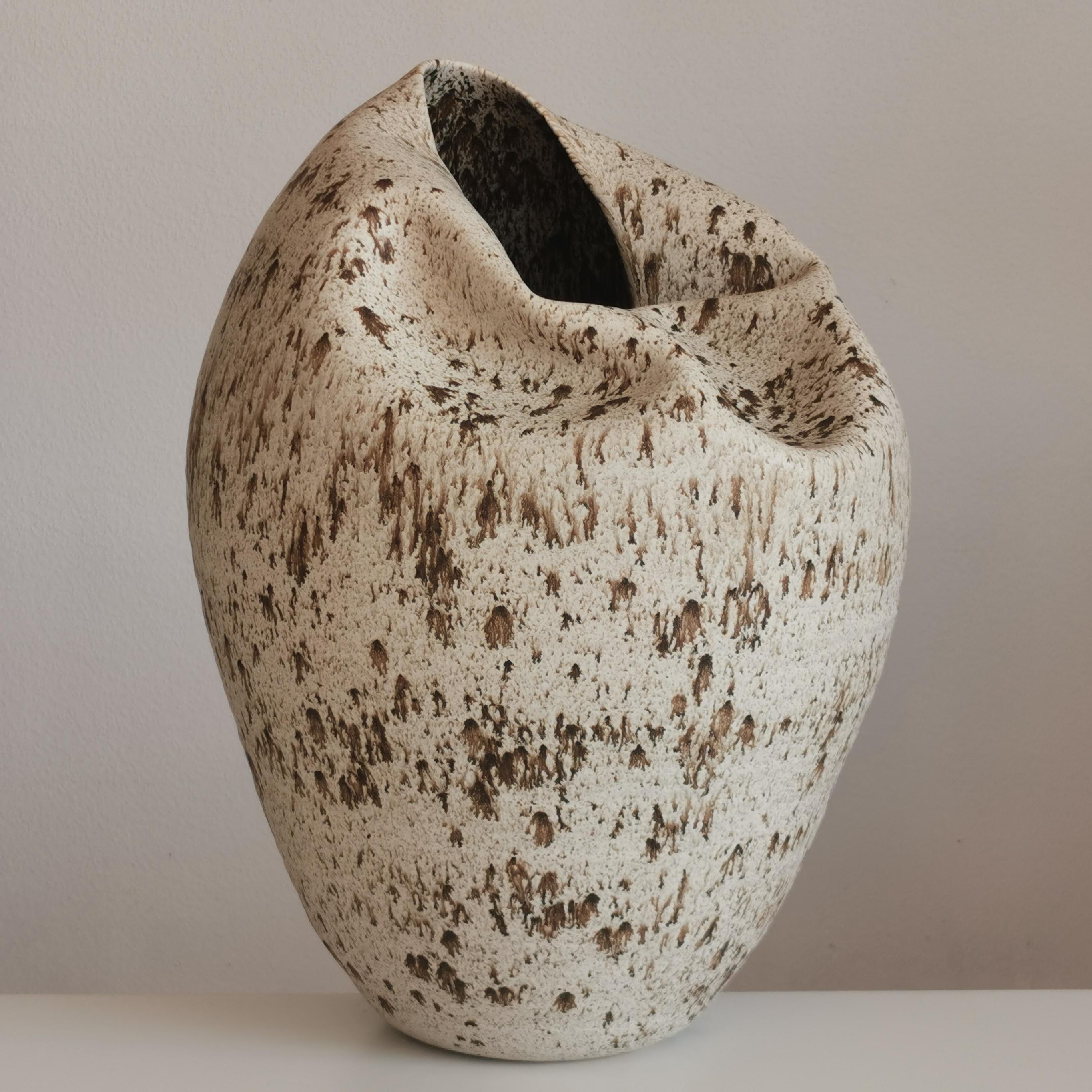 Tall Collapsed Form with White Speckled Glaze No.93, Large Ceramic Sculpture In New Condition For Sale In London, GB