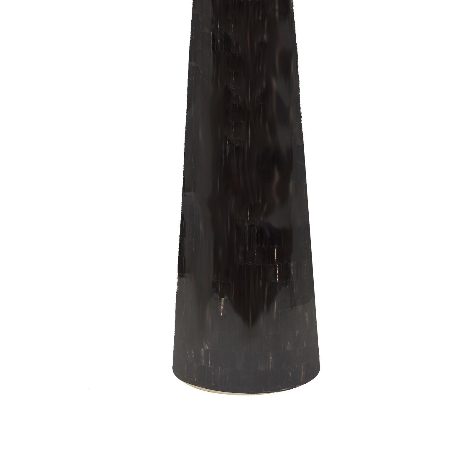 Mid-Century Modern Lampadaire conique en marqueterie de corne, Nima en vente