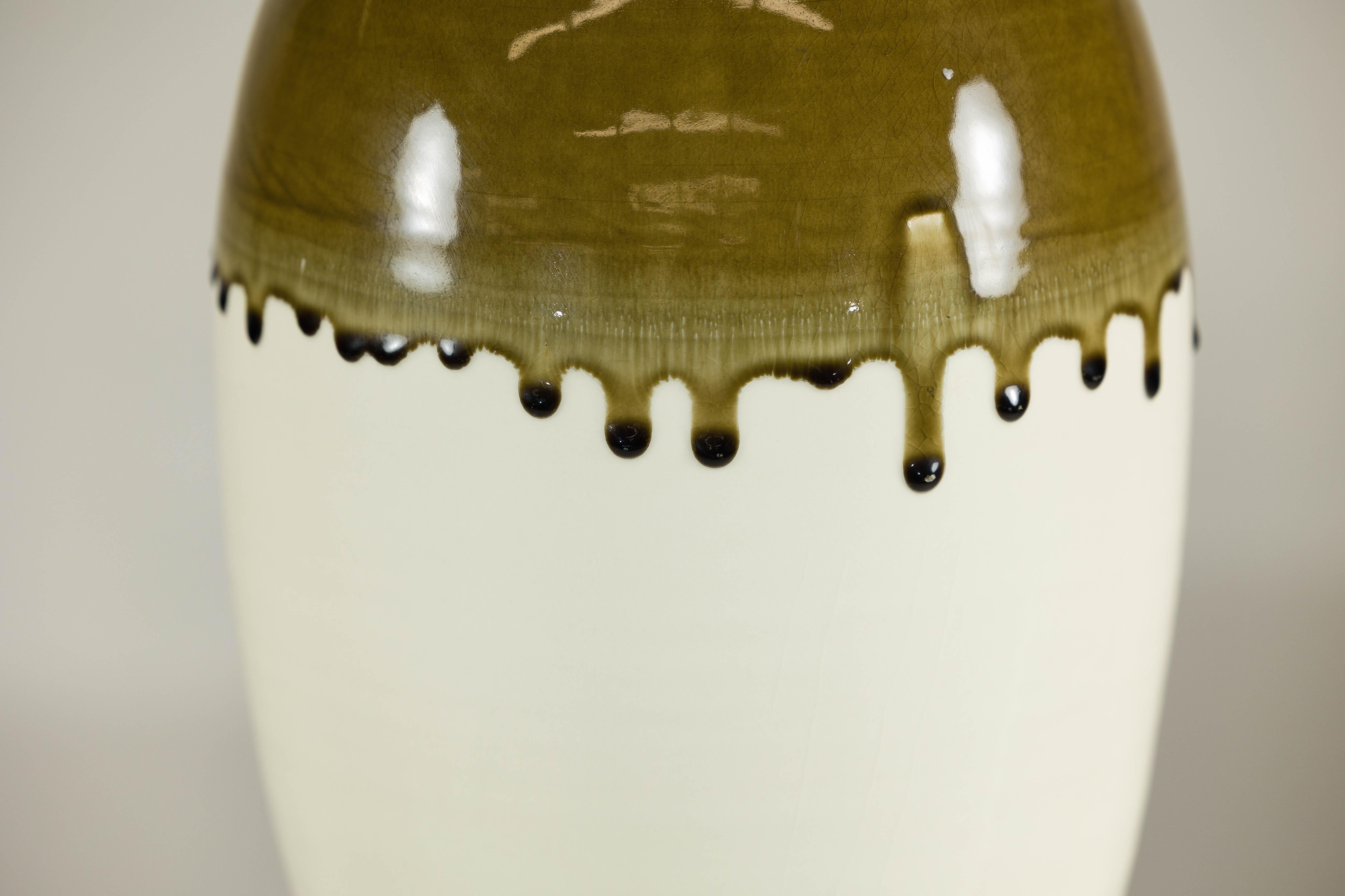 Ceramica Tall Cream and Olive Glazed Artisan Vase with Expressive Drip Rim in vendita