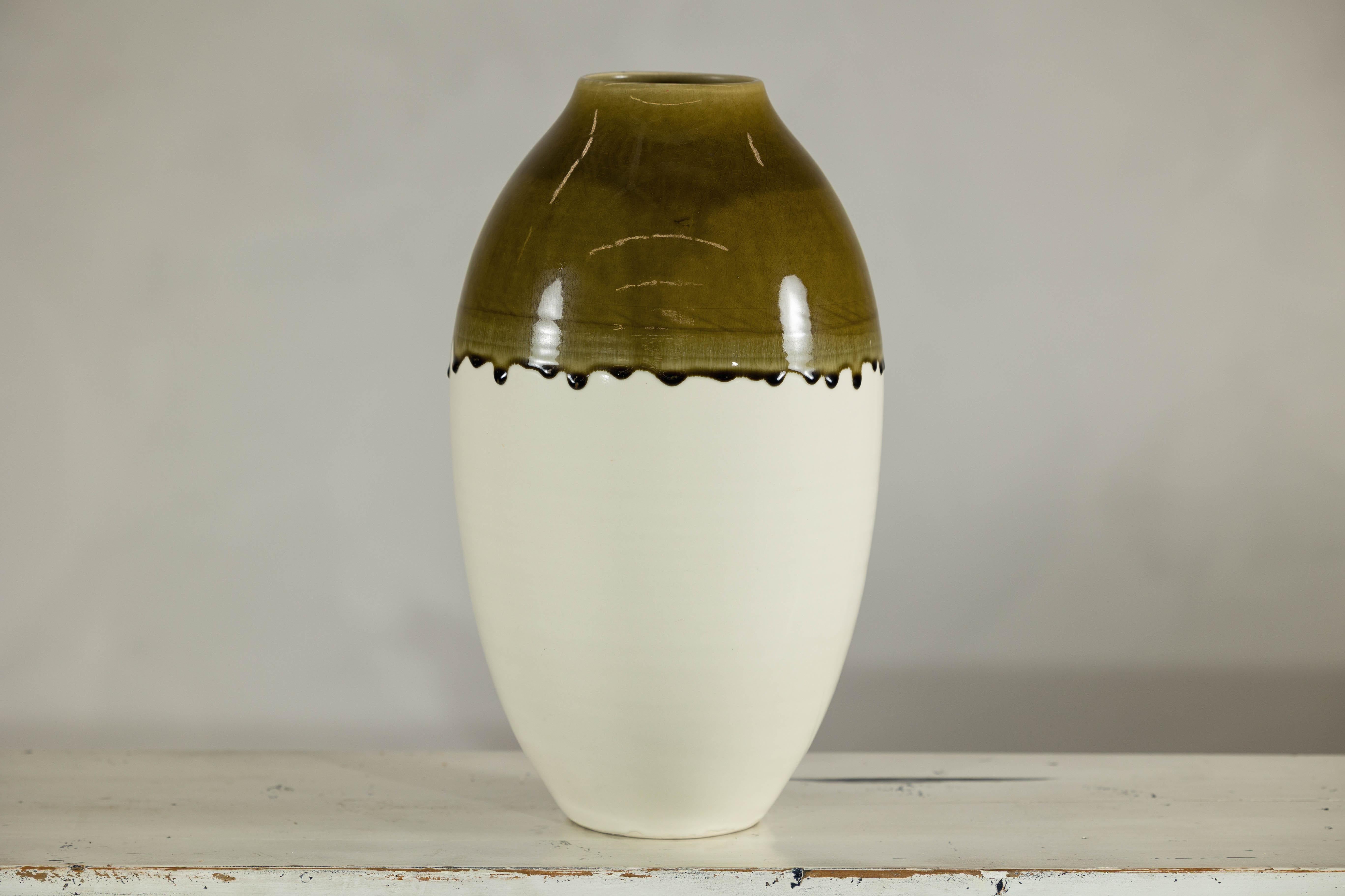 Tall Cream and Olive Glazed Artisan Vase with Expressive Drip Rim in vendita 3