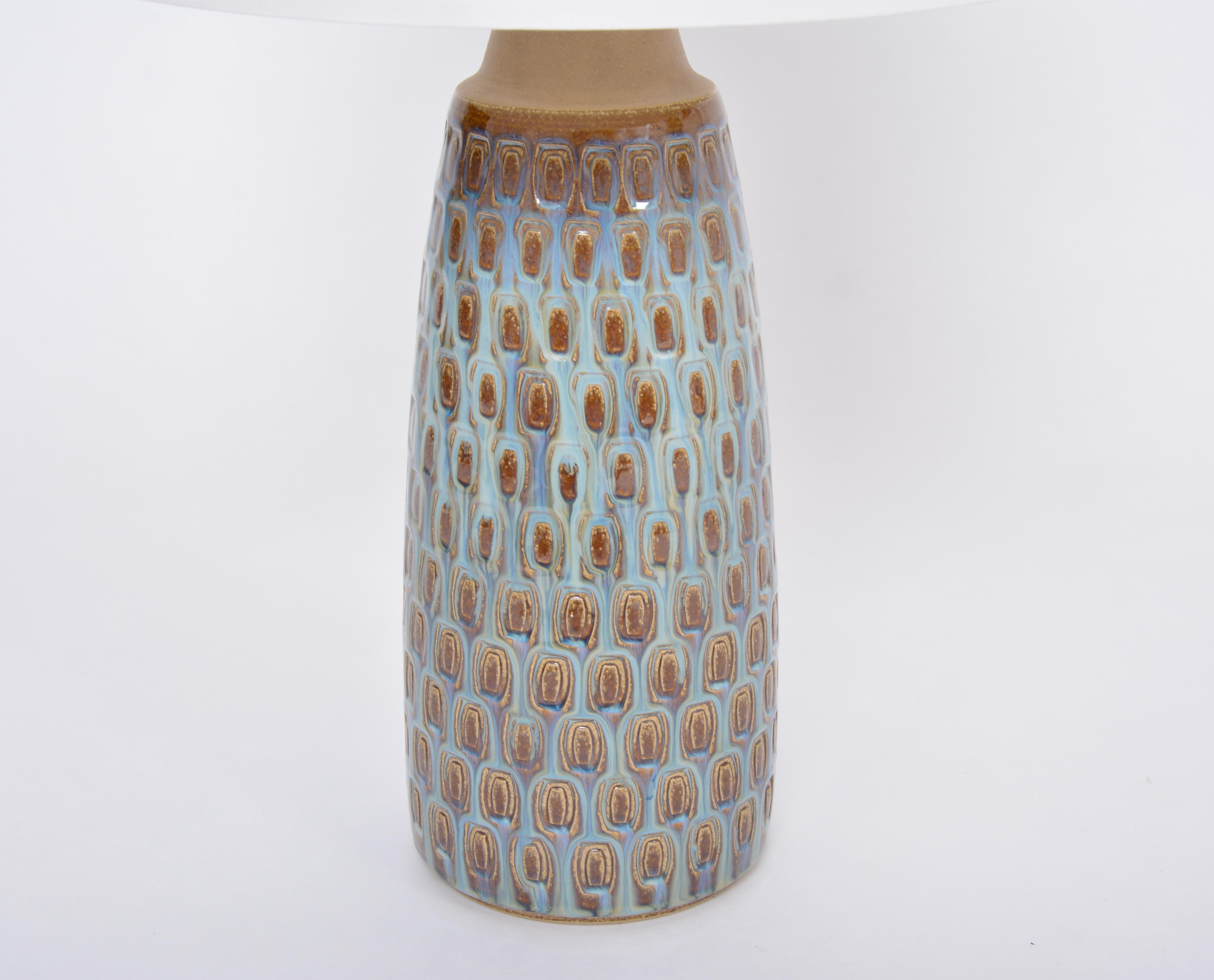 Glazed Tall Danish Mid-Century Modern Ceramic Table Lamp Model 3017 by Soholm For Sale