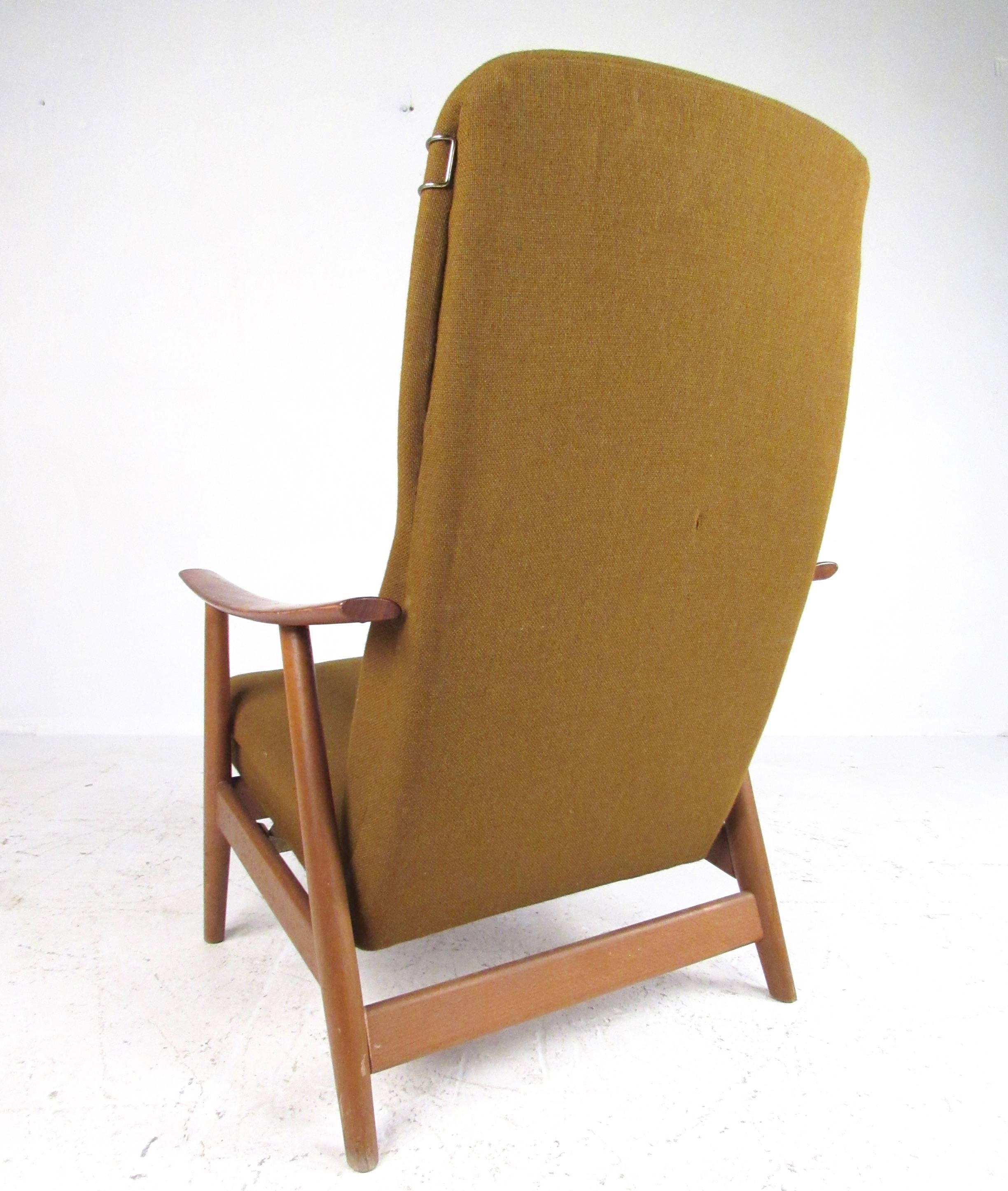 Grande chaise longue danoise moderne Bon état - En vente à Brooklyn, NY