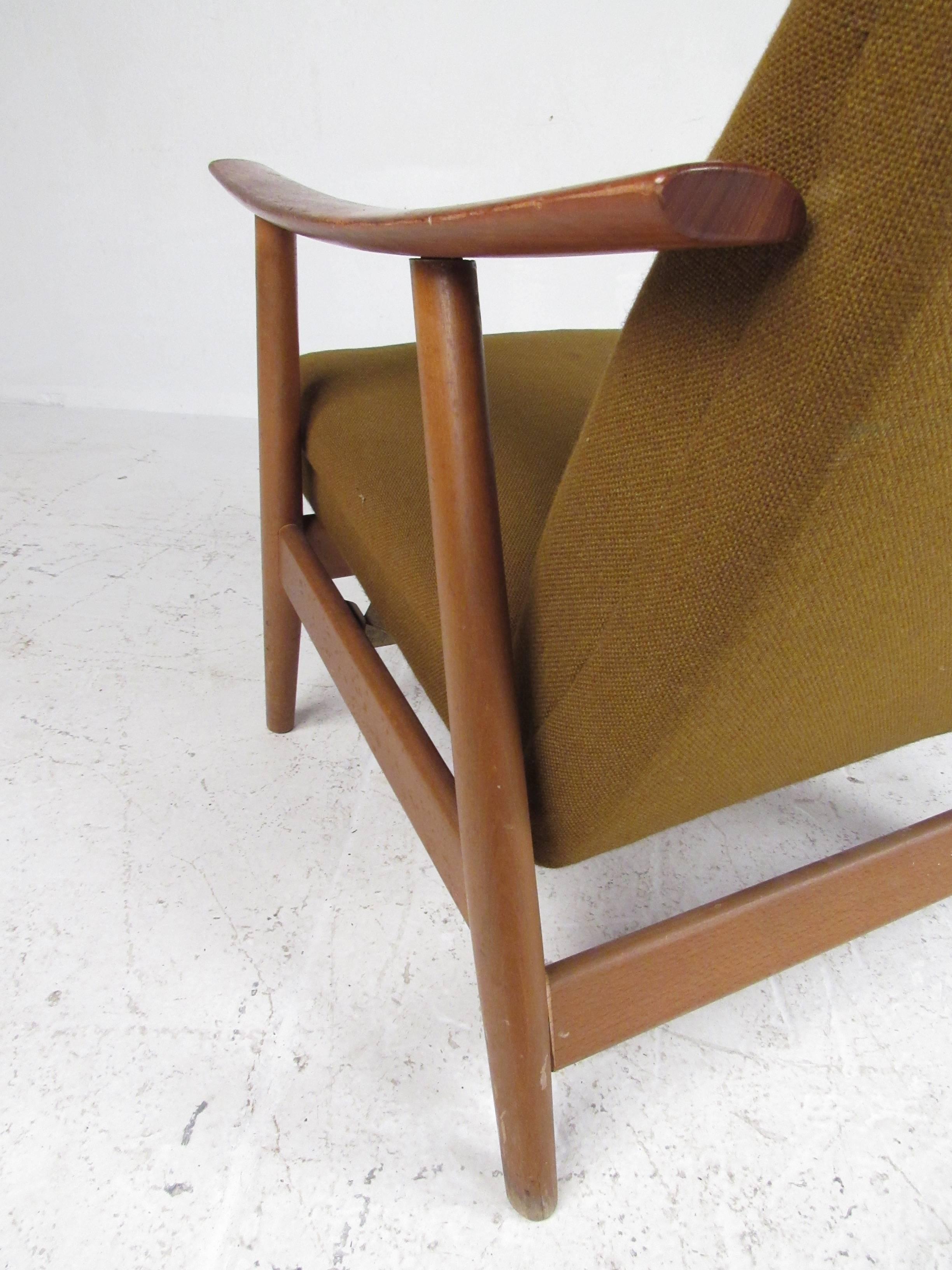 Scandinavian Modern Tall Danish Modern Lounge Chair For Sale
