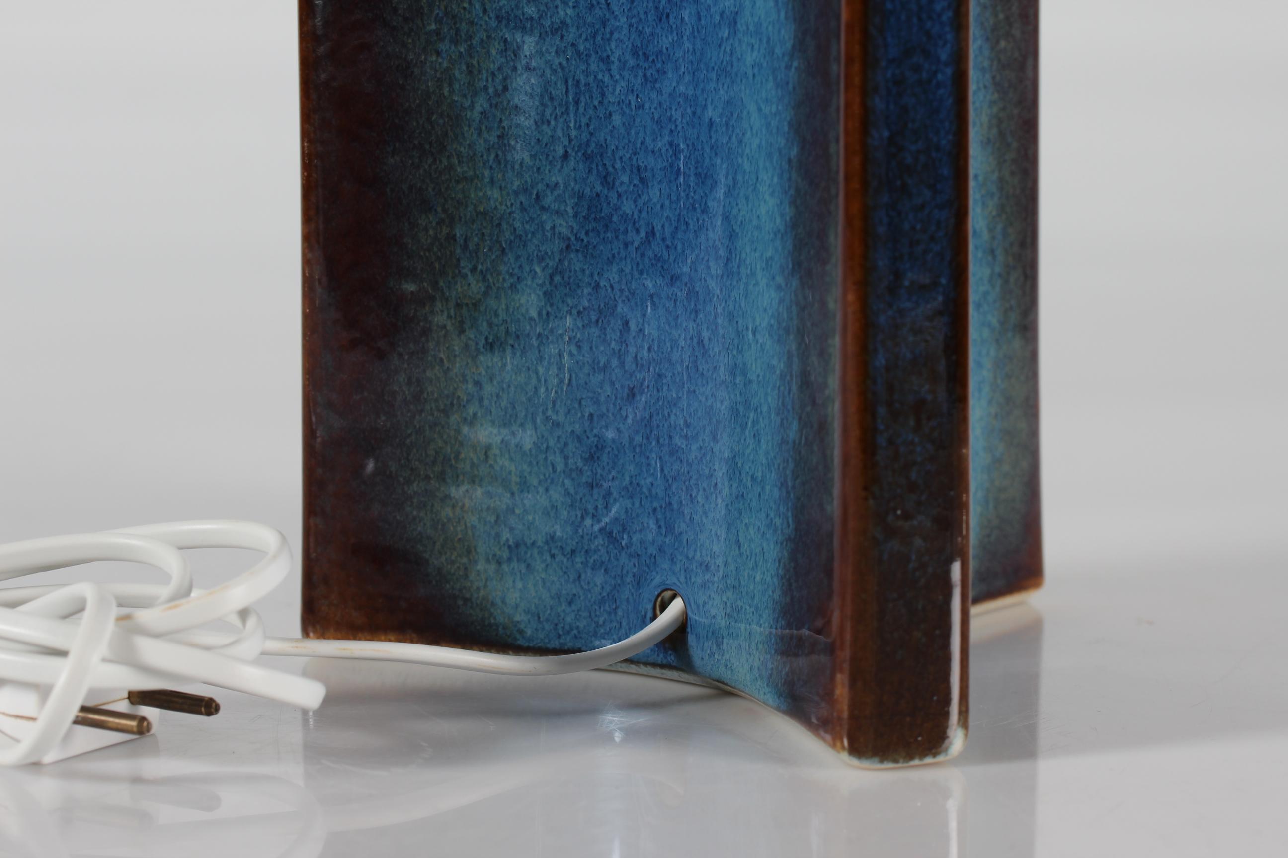 Tall Danish Sculptural Ceramic Table Lamp with Blue Glaze Made by Søholm, 1960s In Good Condition In Aarhus C, DK
