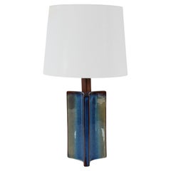 Lampada da tavolo scultorea danese alta con smalto blu di Søholm, anni '60