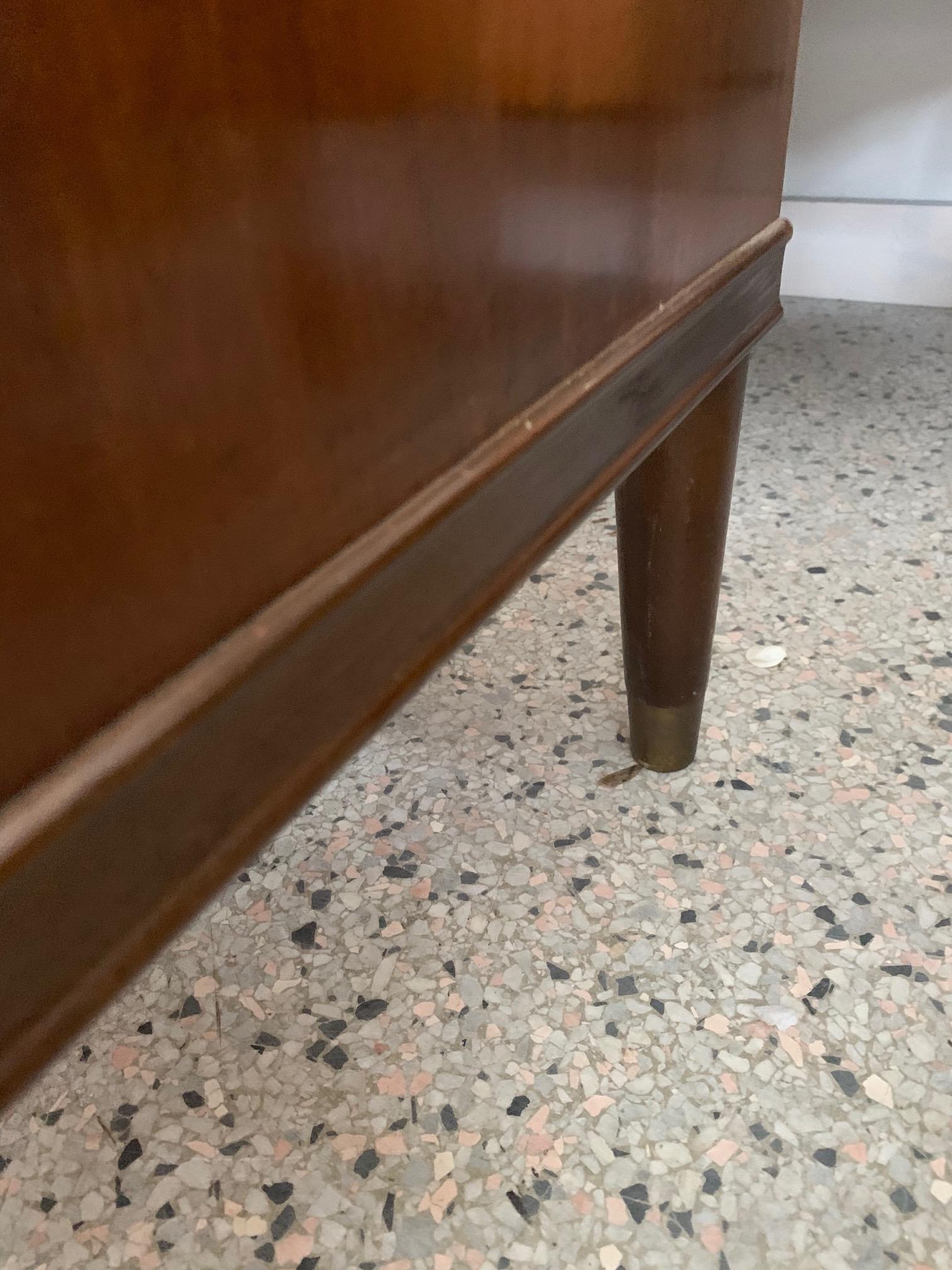 Metà XX secolo Cassettiera danese alta a sette cassetti in vendita