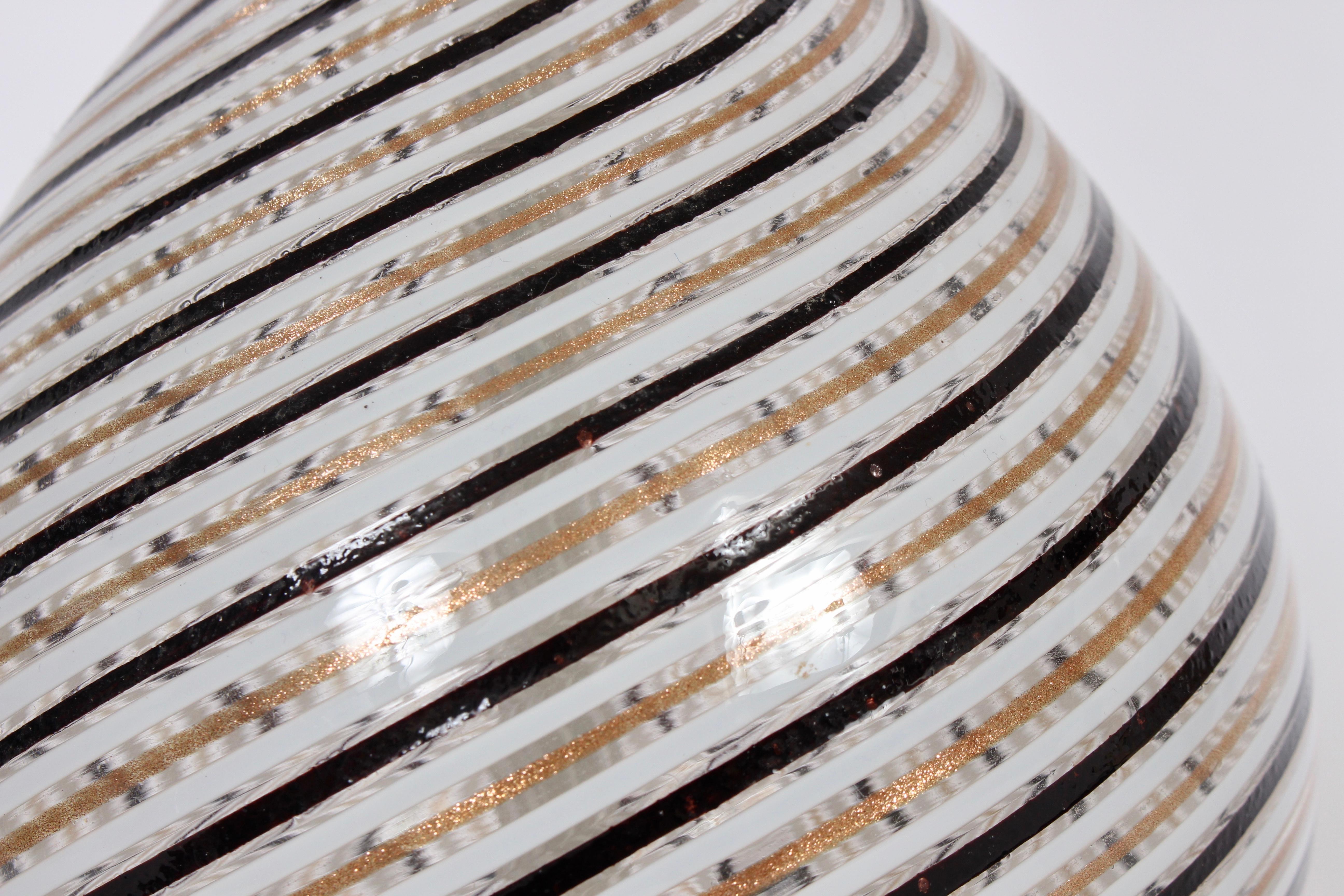 Verre de Murano Grande lampe de bureau en verre « Swirl » de Dino Martens Aureliano Toso noir, blanc et cuivre en vente