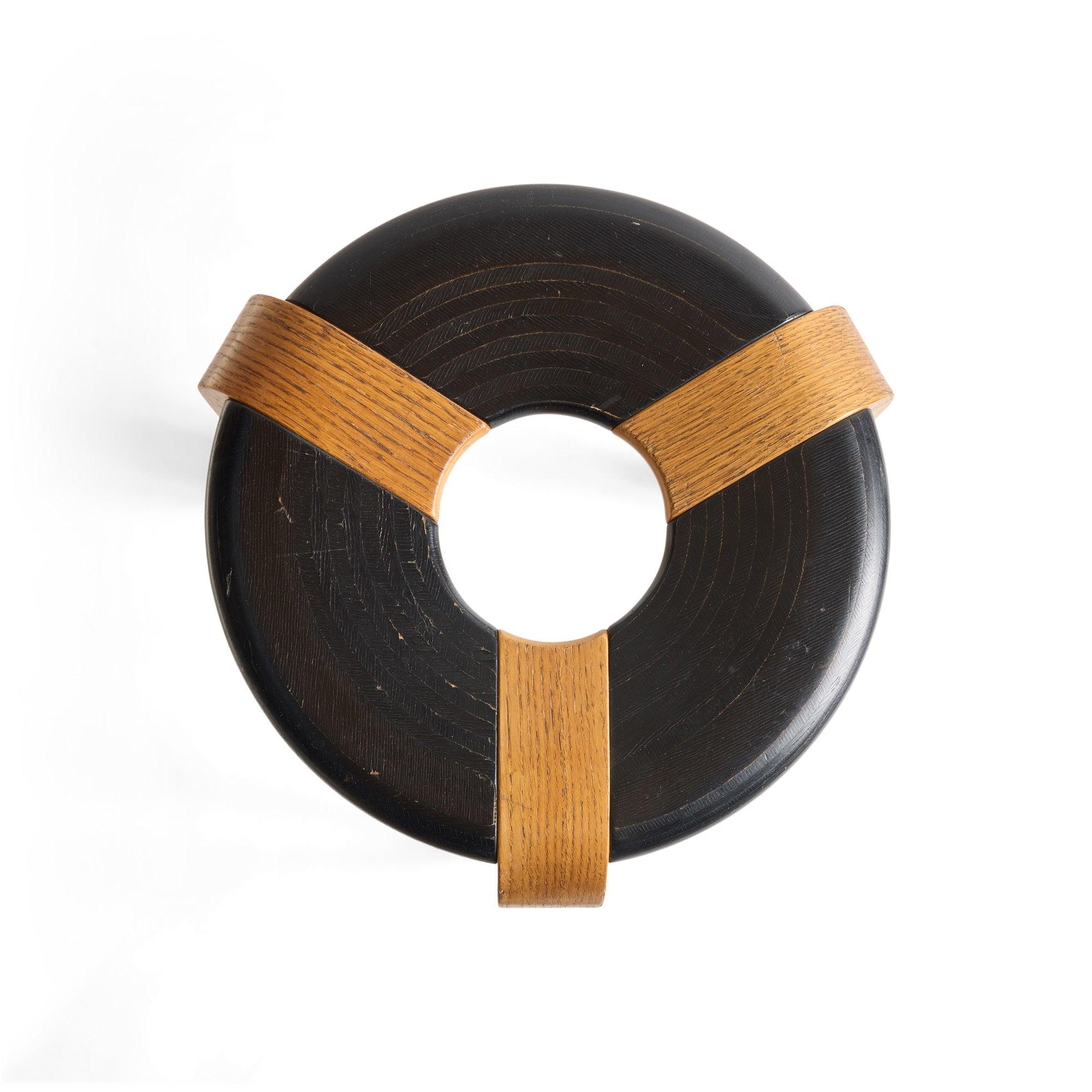 Sgabello a forma di ciambella di Rud Thygesen and Johnny Sorensen per Magnus Olesen In condizioni ottime in vendita a Sagaponack, NY