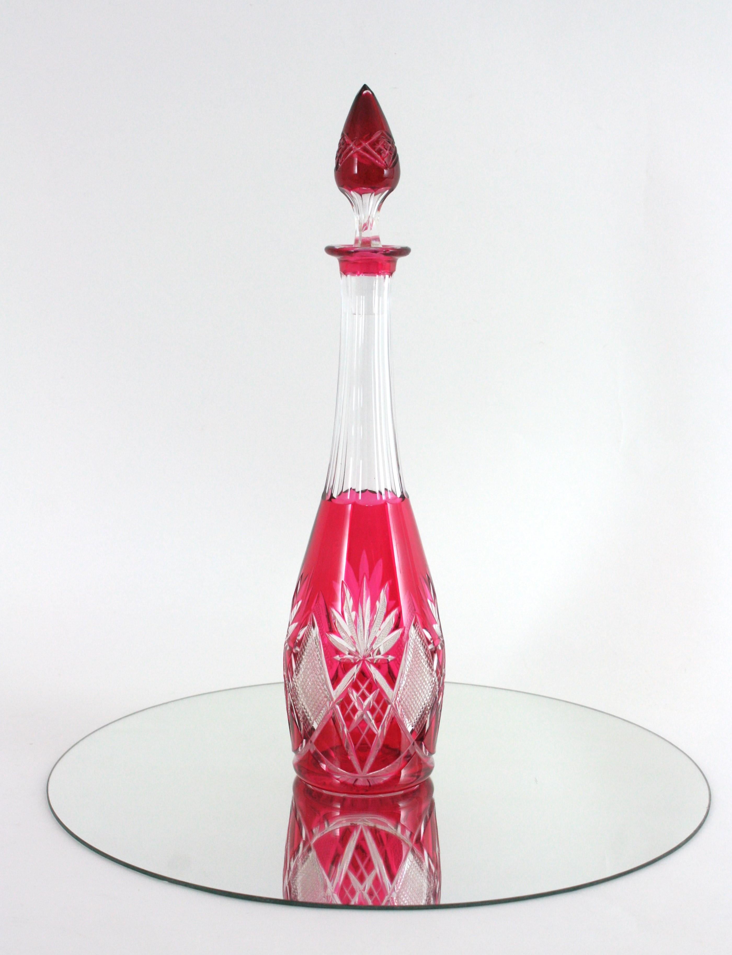 Art Déco Decanter alto per liquori in cristallo rosa e trasparente in vendita