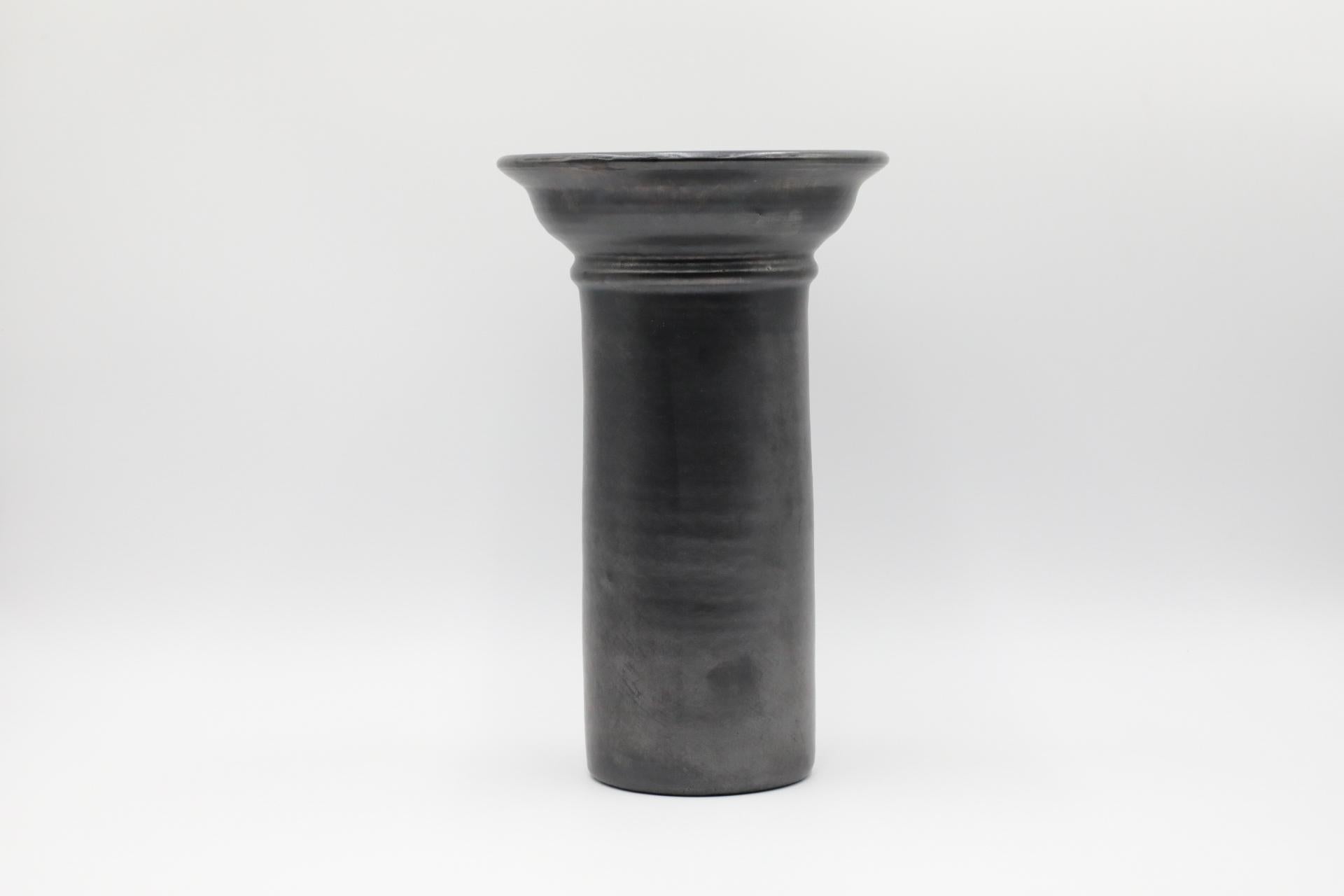 Tall Dutch Black Metallic Glazed Ceramic Vase with Wide Neck and Lip For Sale 2