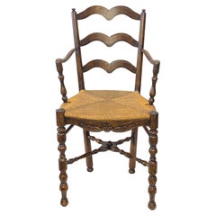 Grand fauteuil provincial français du début du XIXe siècle en noyer