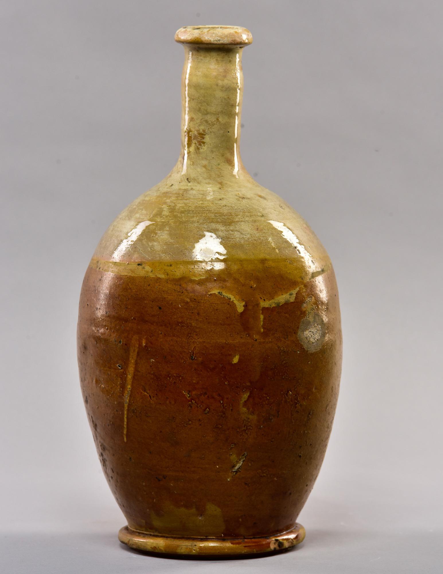 Rustikale französische Vase aus dem frühen 20. Jahrhundert (Keramik) im Angebot