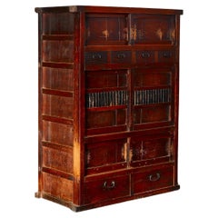 Alto mobile tansu giapponese del primo periodo Meiji Wabi Sabi