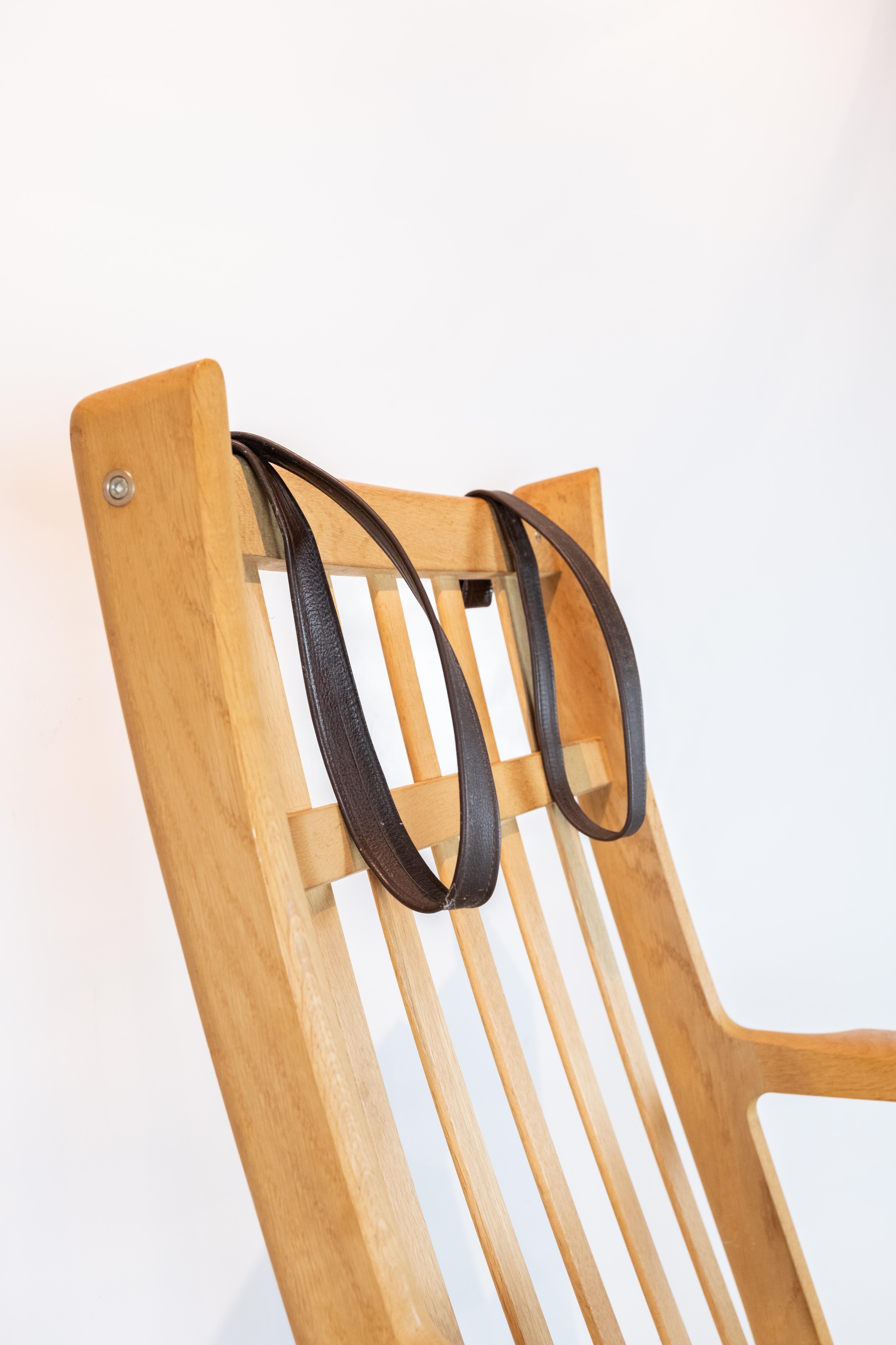 Scandinavian Modern Tall Easy Chair in Oak and Red Wool Fabric by Hans J. Wegner and GETAMA For Sale